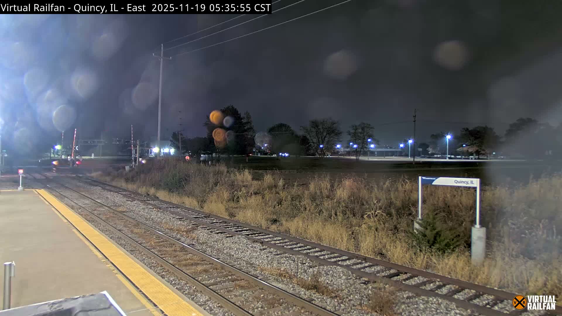 Quincy Amtrak Station & Railroad Crossing Live Cam - Quincy, Adams, Illinois, USA