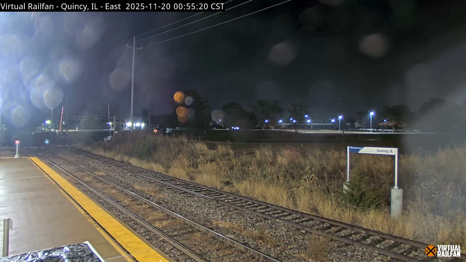 Quincy Amtrak Station & Railroad Crossing Live Cam - Quincy, Adams, Illinois, USA