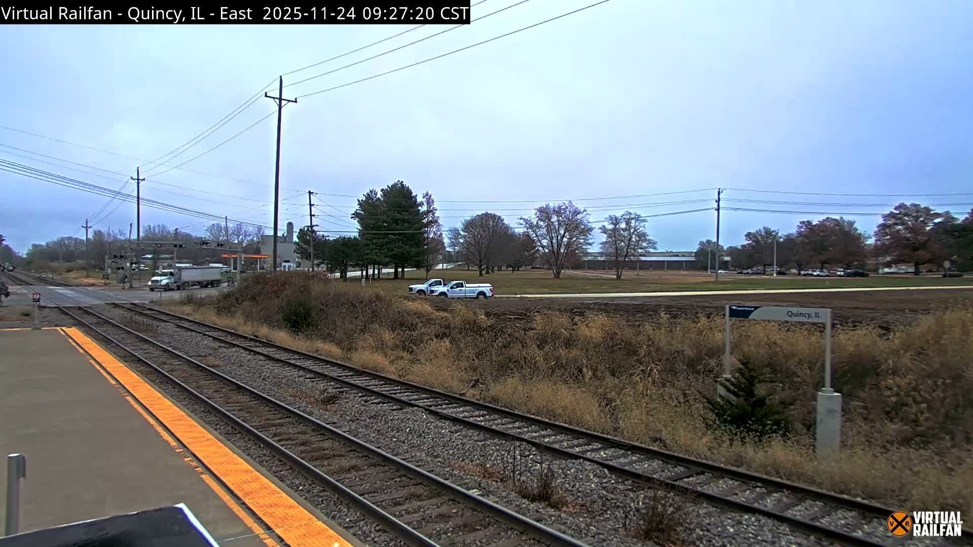 Quincy Amtrak Station & Railroad Crossing Live Cam - Quincy, Adams, Illinois, USA