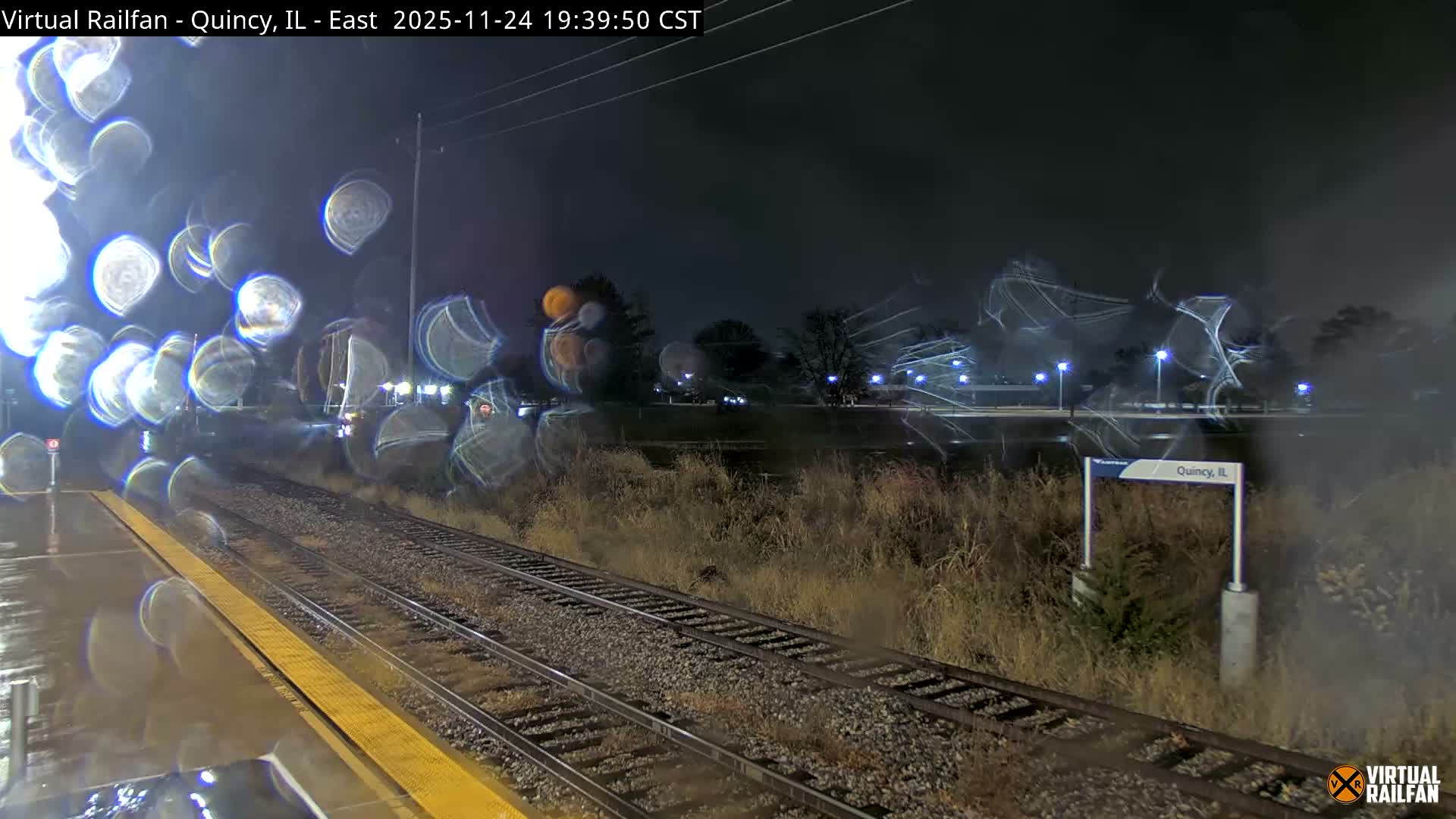 Quincy Amtrak Station & Railroad Crossing Live Cam - Quincy, Adams, Illinois, USA