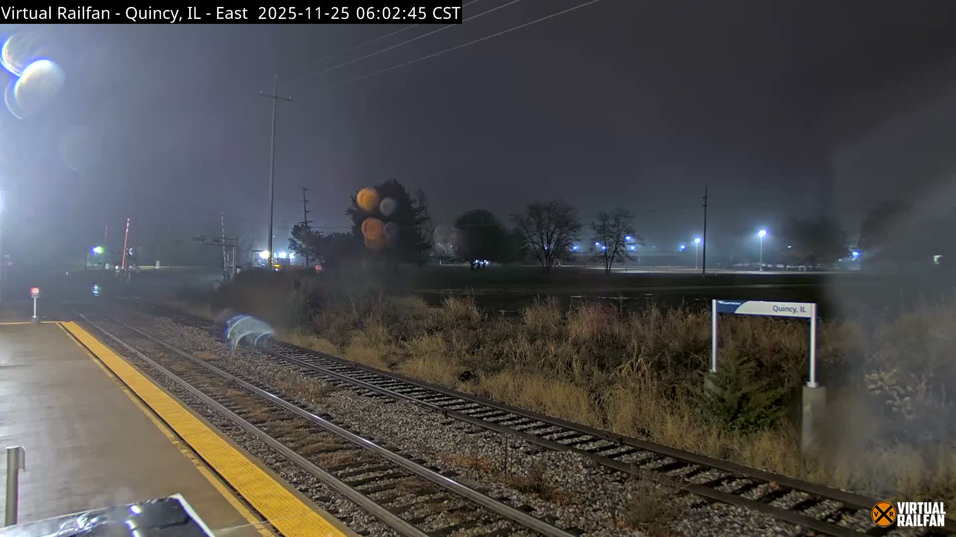 Quincy Amtrak Station & Railroad Crossing Live Cam - Quincy, Adams, Illinois, USA