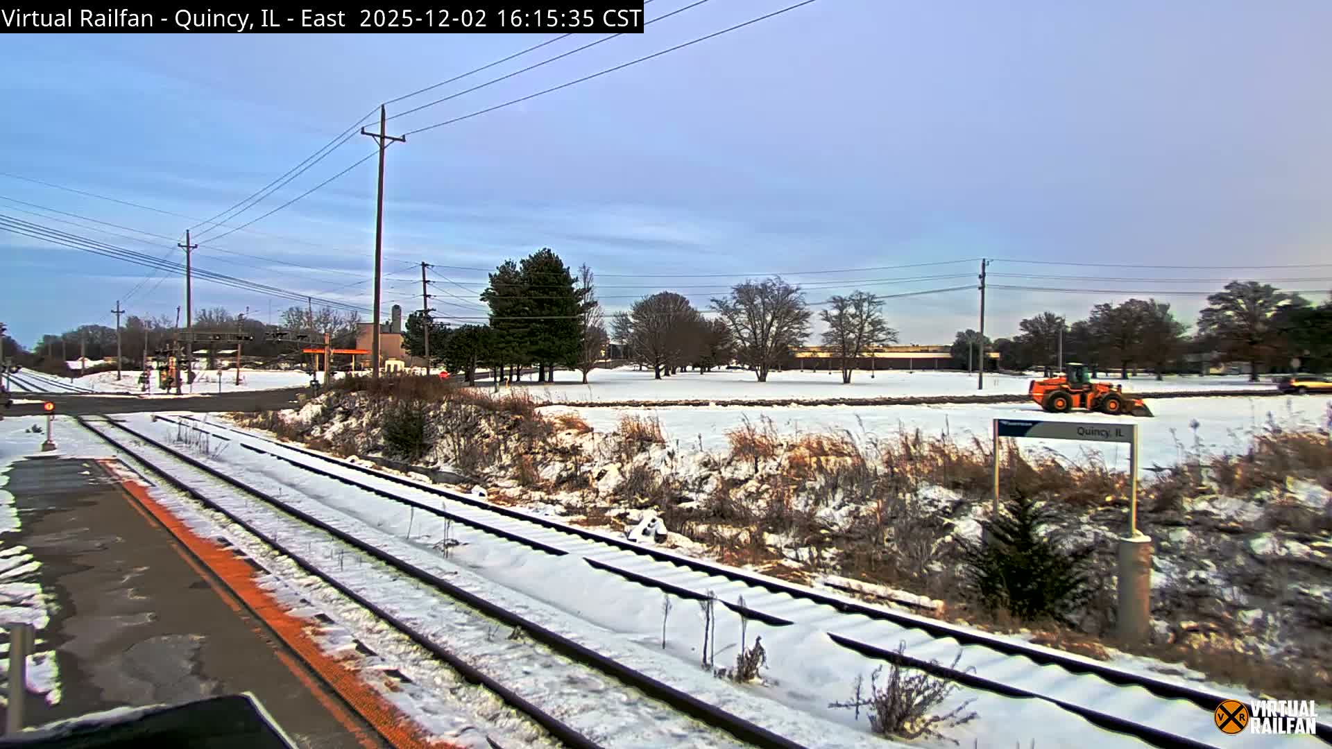 Quincy Amtrak Station & Railroad Crossing Live Cam - Quincy, Adams, Illinois, USA