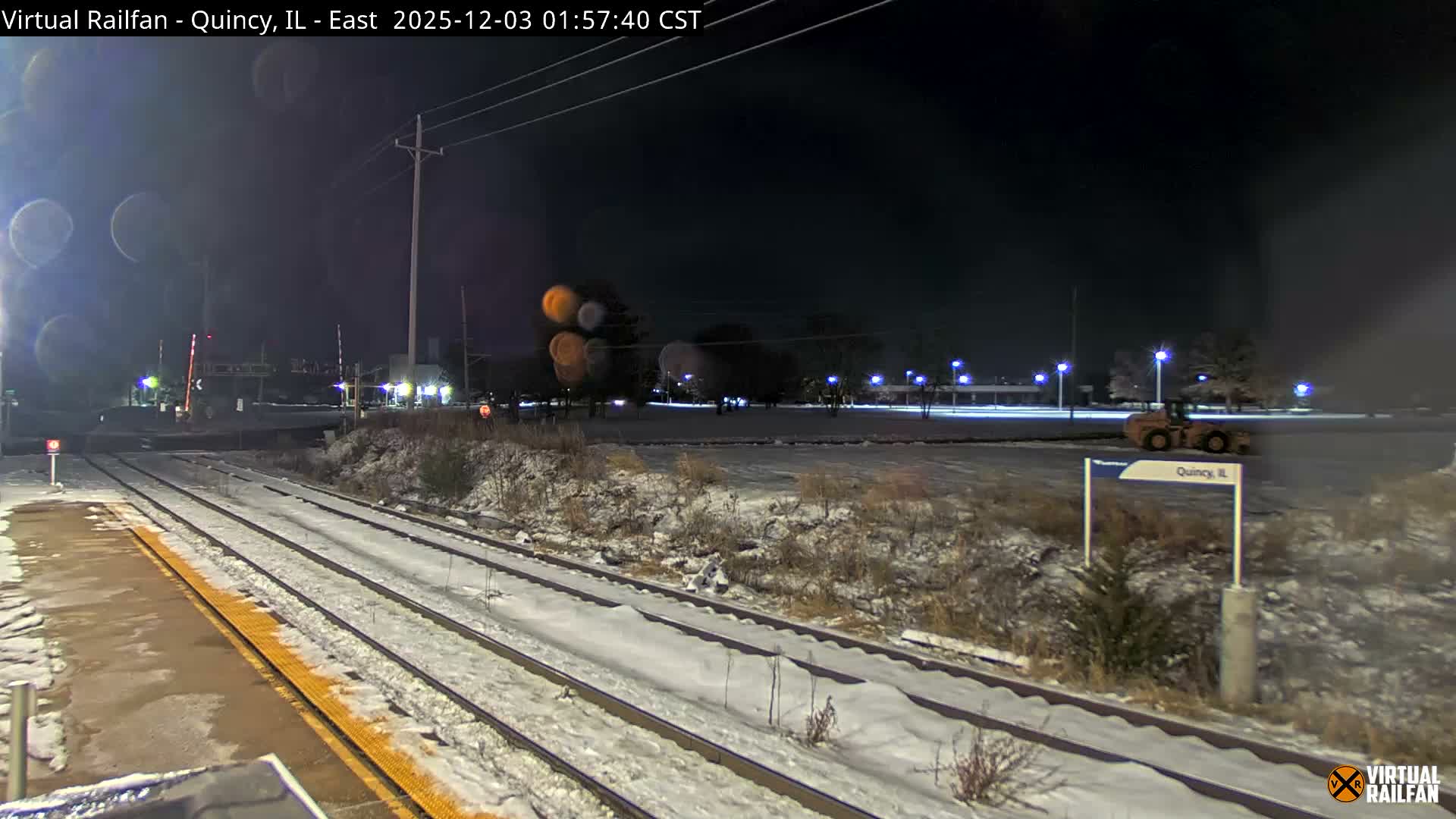 Quincy Amtrak Station & Railroad Crossing Live Cam - Quincy, Adams, Illinois, USA