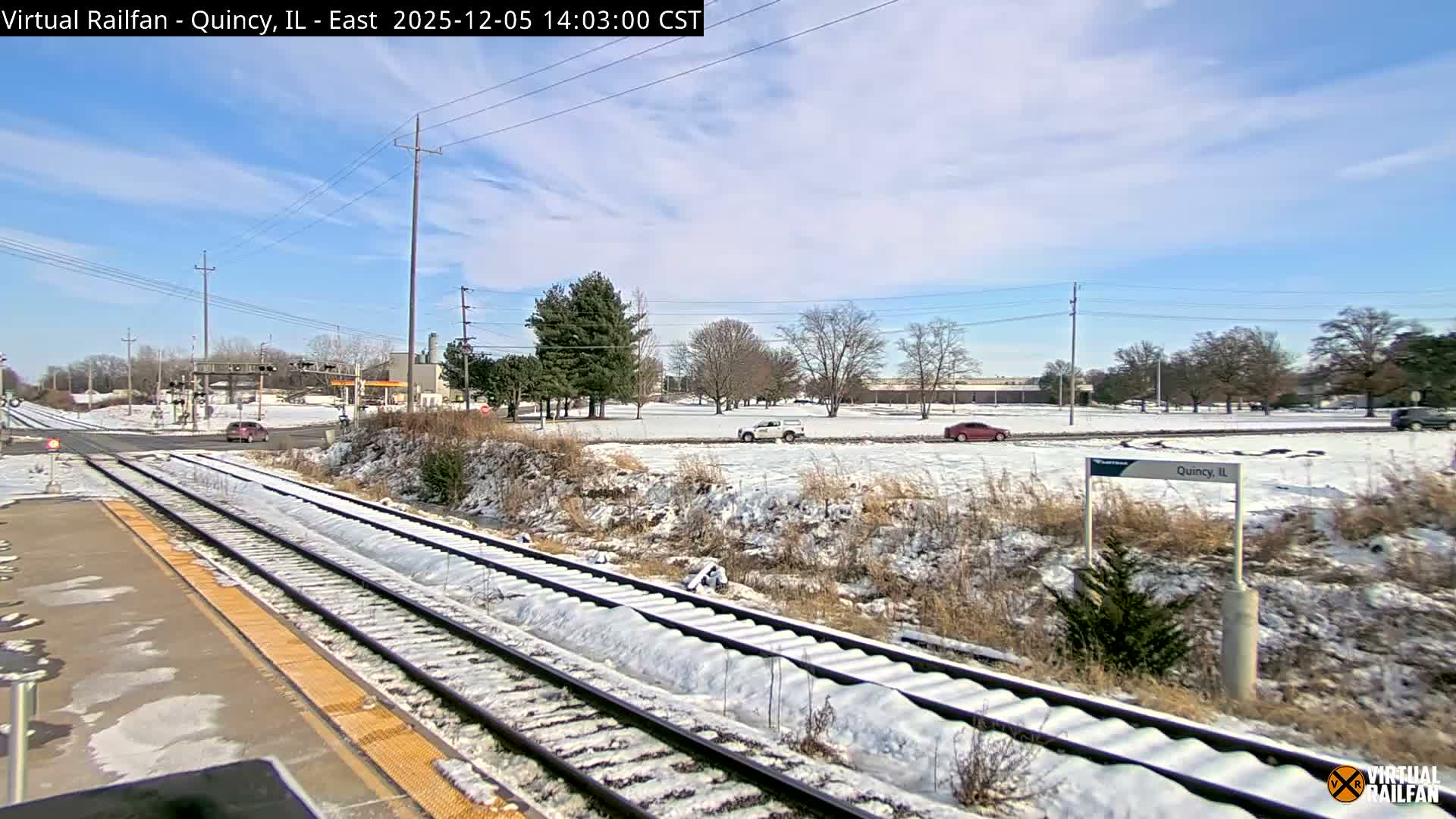 Quincy Amtrak Station & Railroad Crossing Live Cam - Quincy, Adams, Illinois, USA