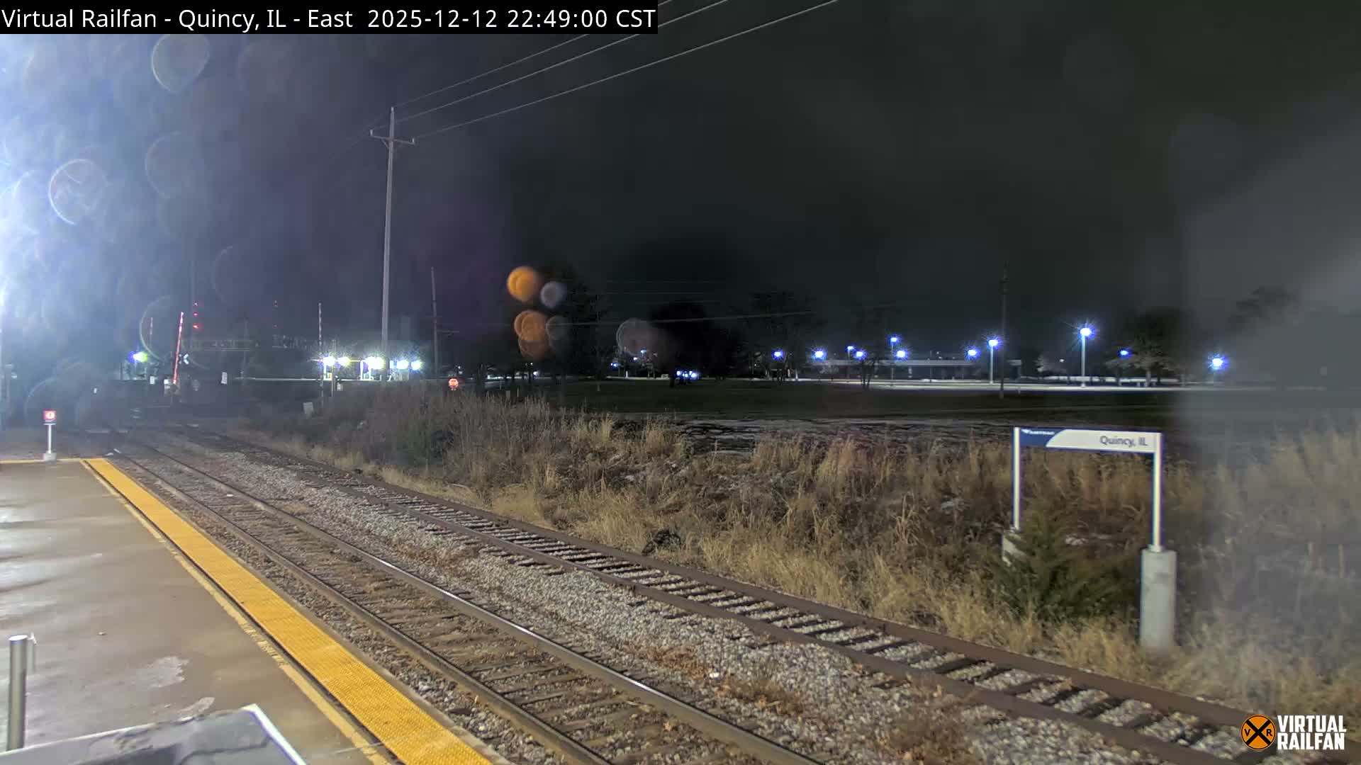 Quincy Amtrak Station & Railroad Crossing Live Cam - Quincy, Adams, Illinois, USA