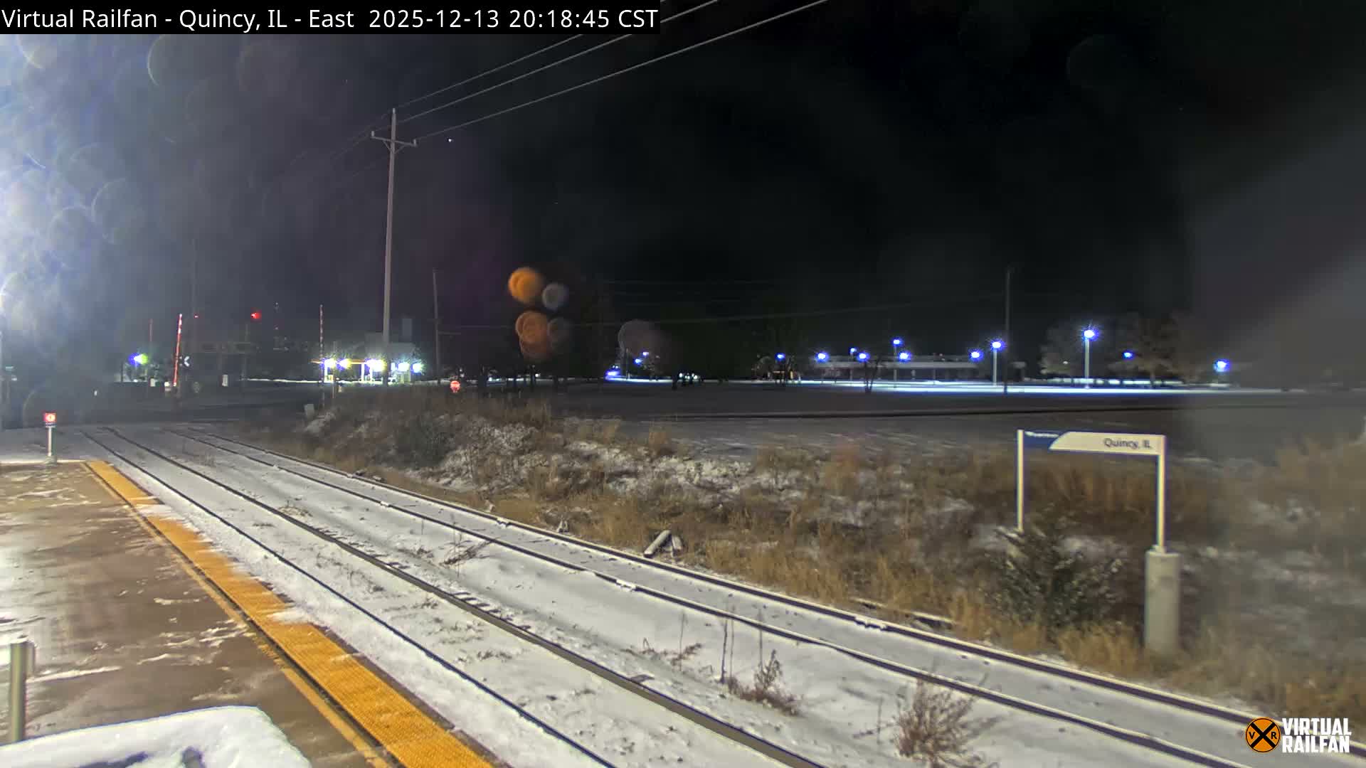 Quincy Amtrak Station & Railroad Crossing Live Cam - Quincy, Adams, Illinois, USA