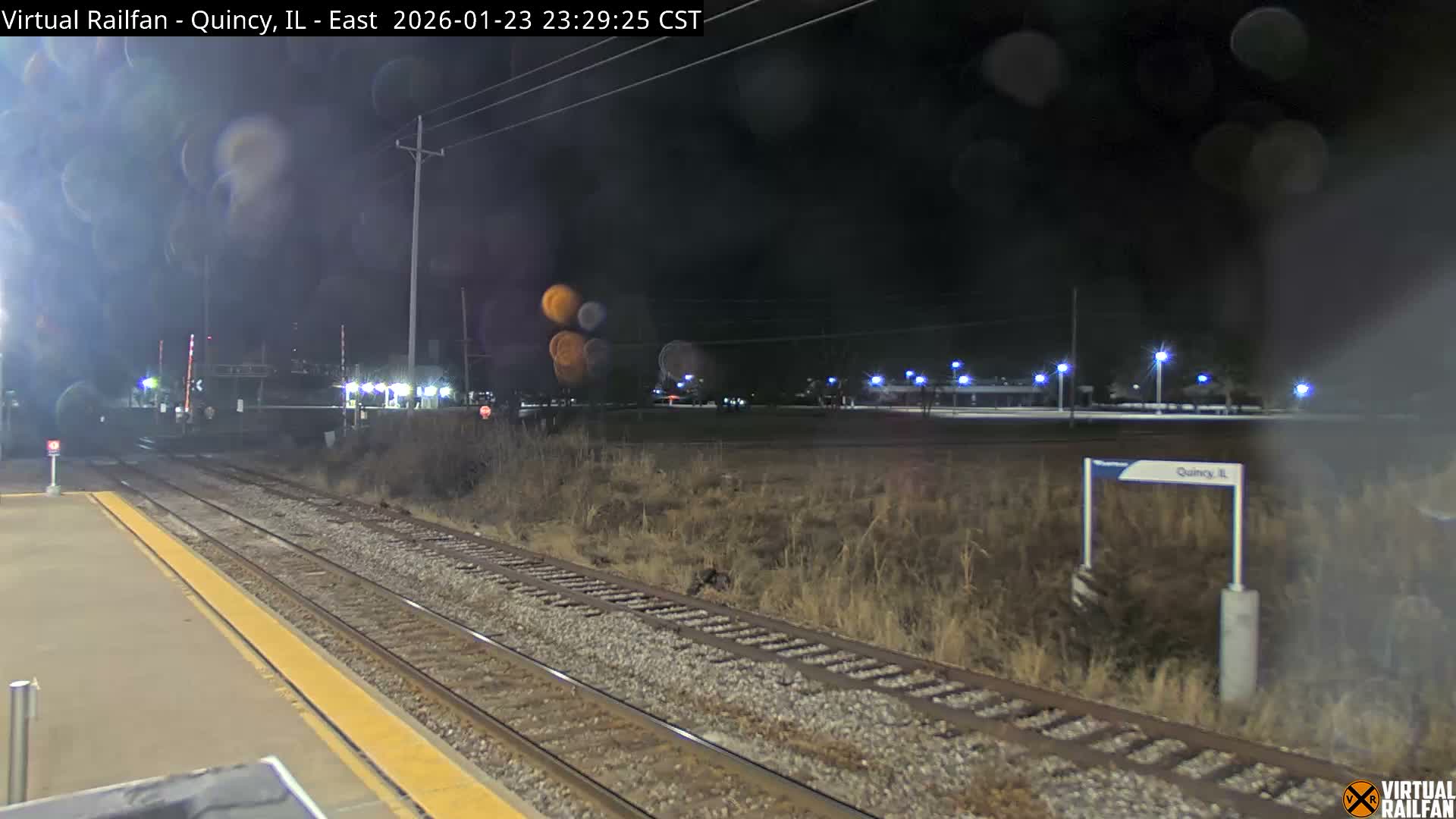 Quincy Amtrak Station & Railroad Crossing Live Cam - Quincy, Adams, Illinois, USA