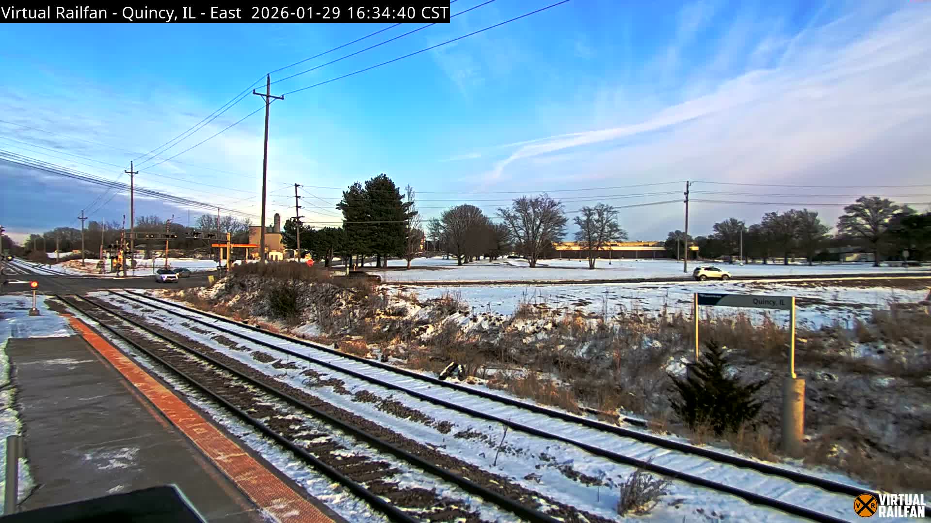 Quincy Amtrak Station & Railroad Crossing Live Cam - Quincy, Adams, Illinois, USA