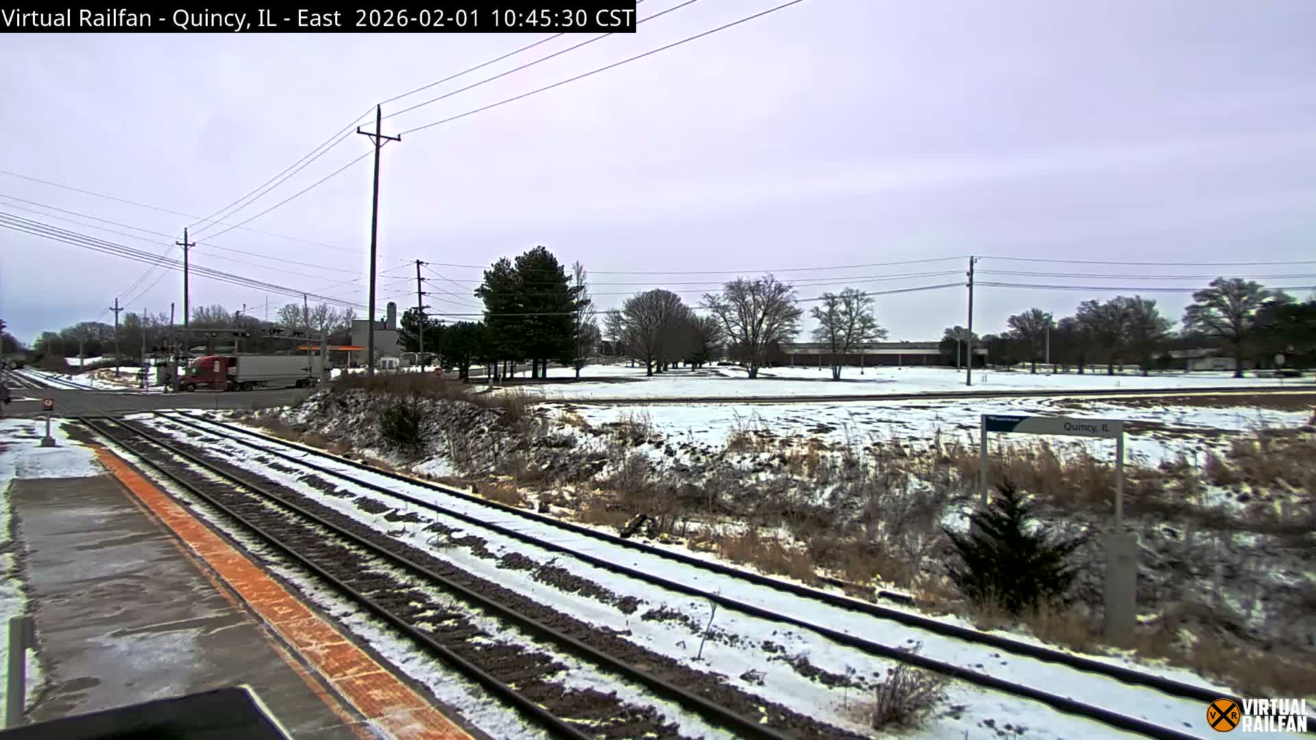 Quincy Amtrak Station & Railroad Crossing Live Cam - Quincy, Adams, Illinois, USA