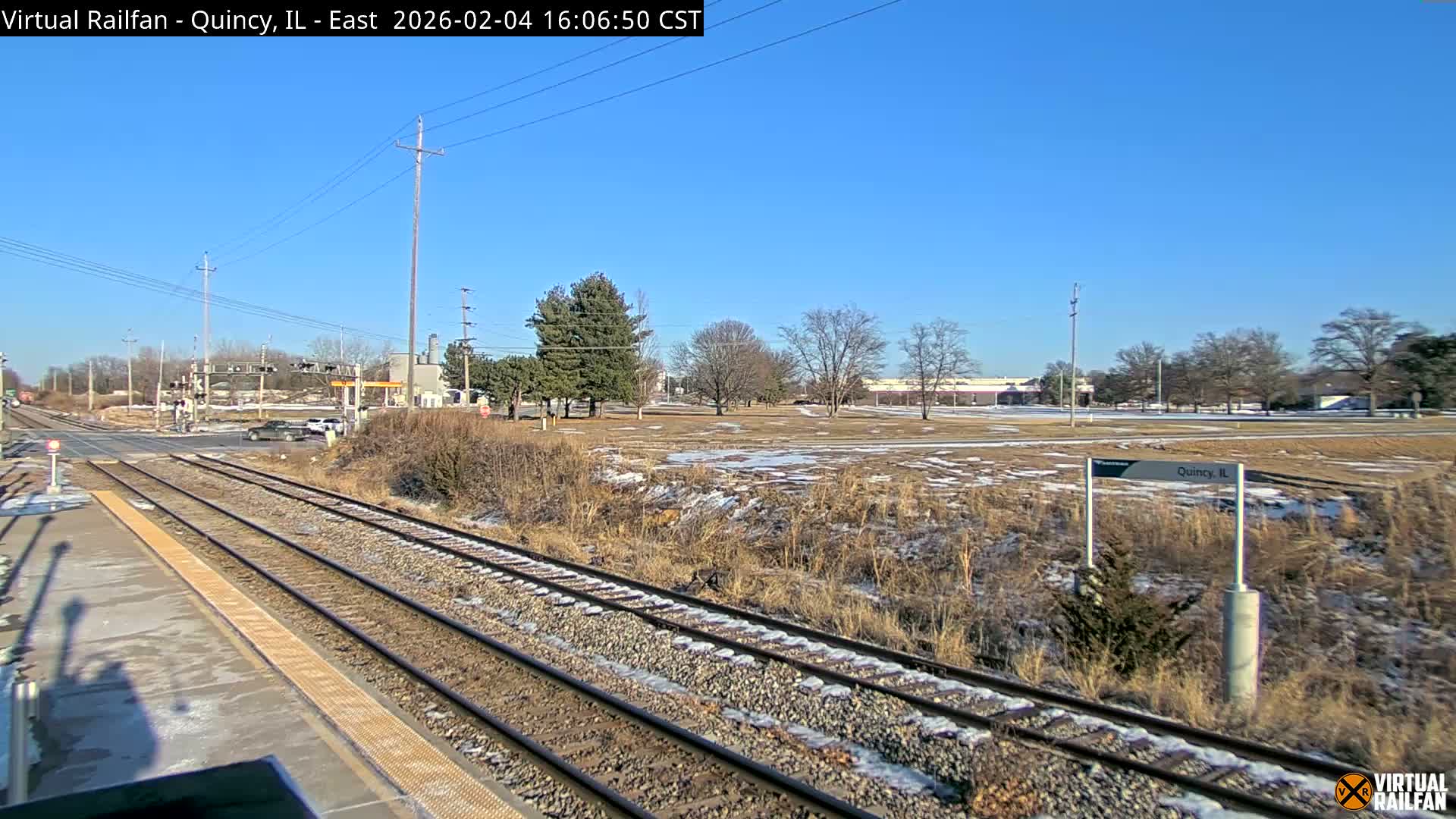 Quincy Amtrak Station & Railroad Crossing Live Cam - Quincy, Adams, Illinois, USA