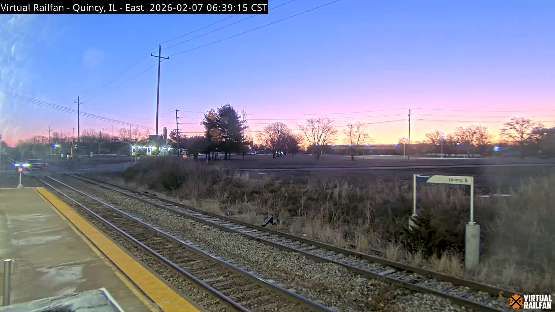 Quincy Amtrak Station & Railroad Crossing Live Cam - Quincy, Adams, Illinois, USA