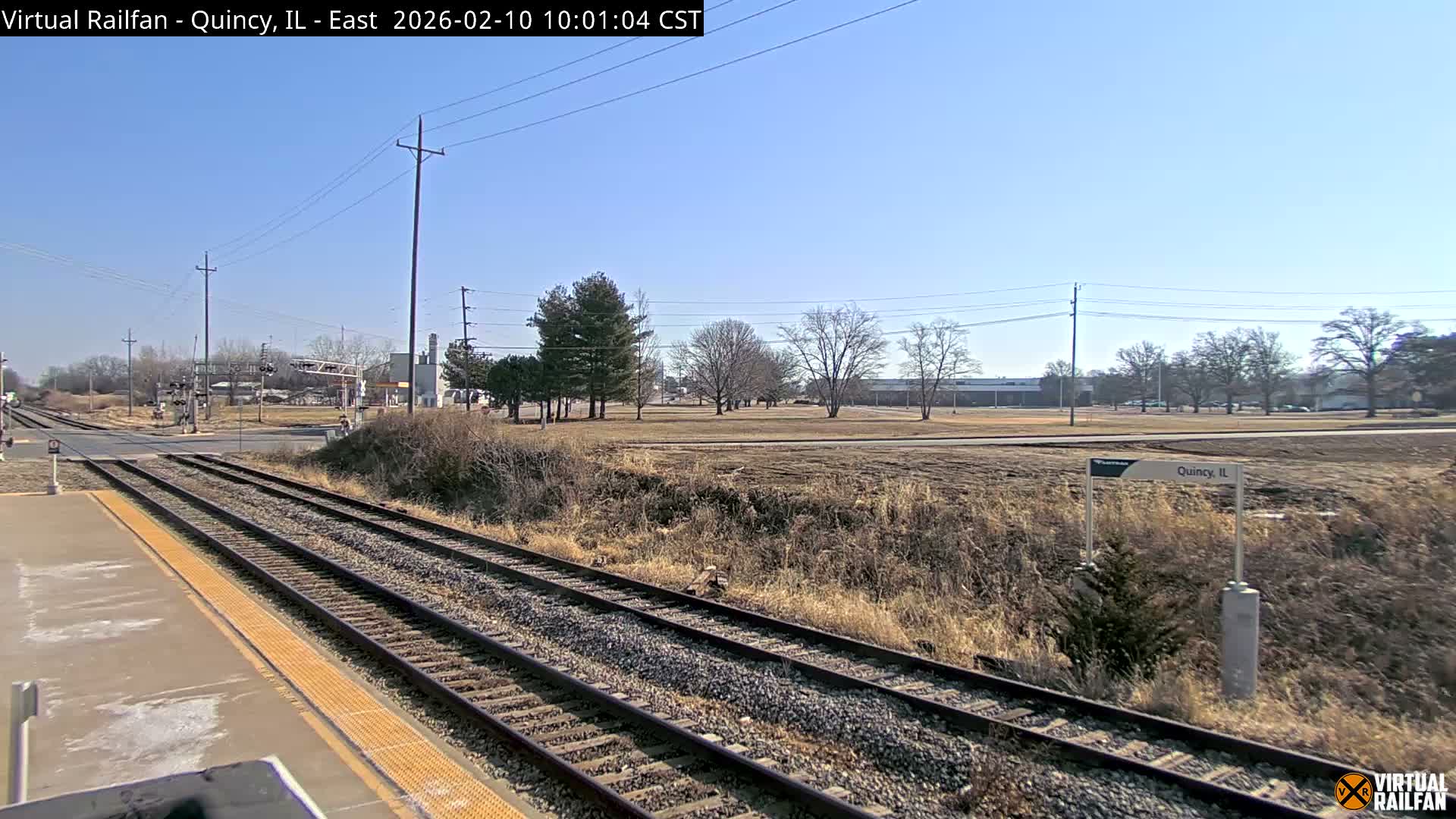 Quincy Amtrak Station & Railroad Crossing Live Cam - Quincy, Adams, Illinois, USA