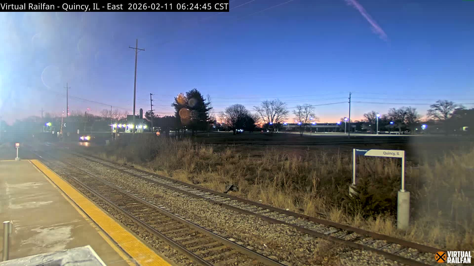 Quincy Amtrak Station & Railroad Crossing Live Cam - Quincy, Adams, Illinois, USA