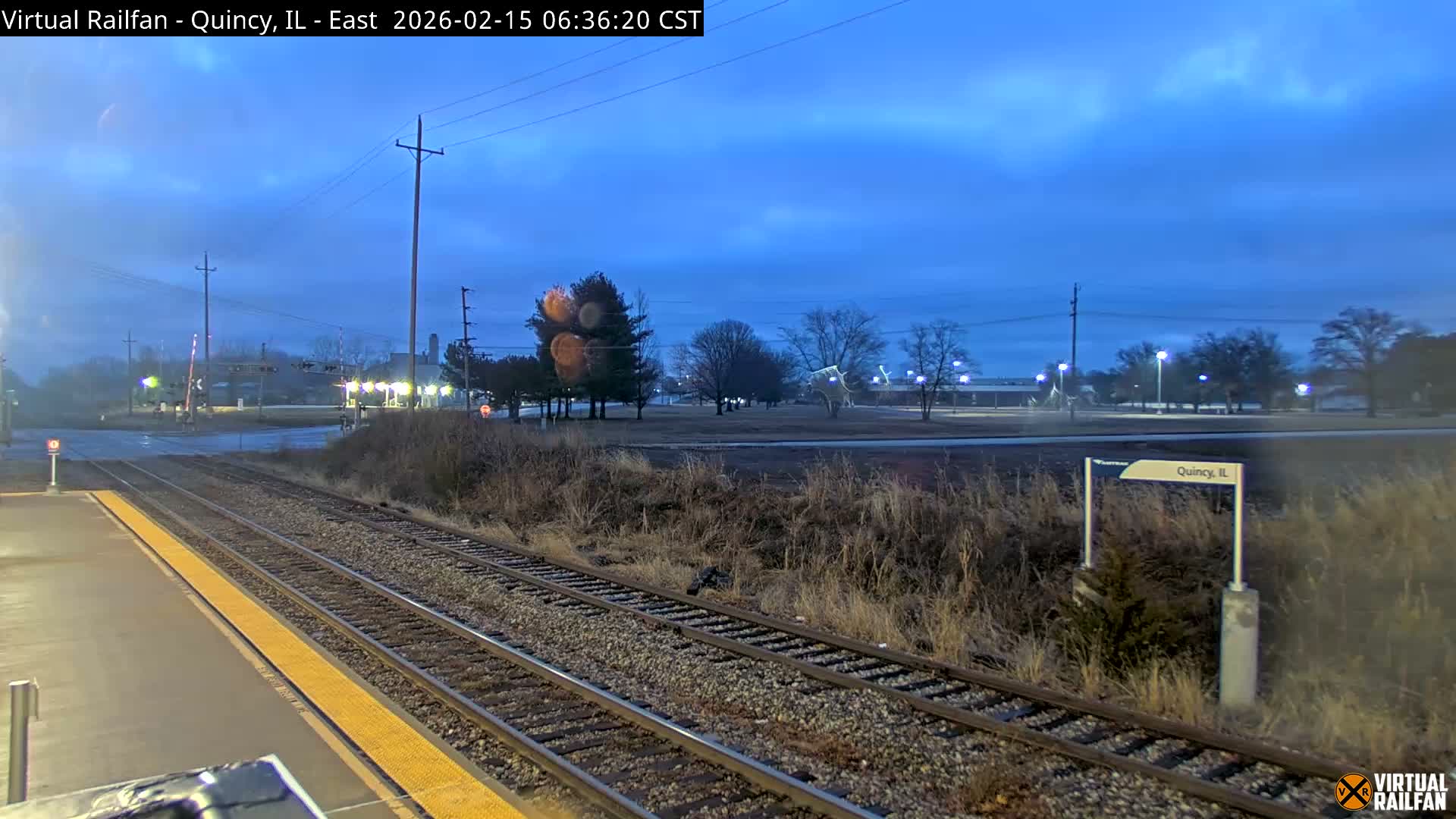 Quincy Amtrak Station & Railroad Crossing Live Cam - Quincy, Adams, Illinois, USA