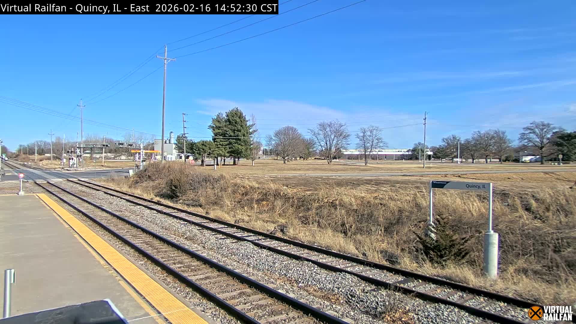 Quincy Amtrak Station & Railroad Crossing Live Cam - Quincy, Adams, Illinois, USA