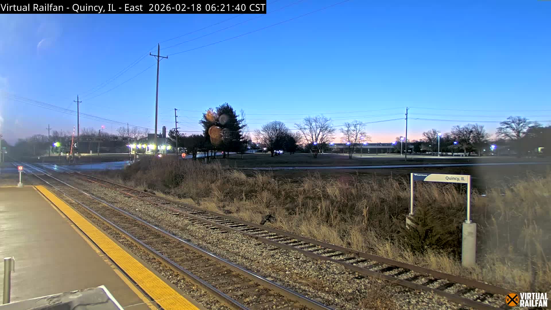 Quincy Amtrak Station & Railroad Crossing Live Cam - Quincy, Adams, Illinois, USA