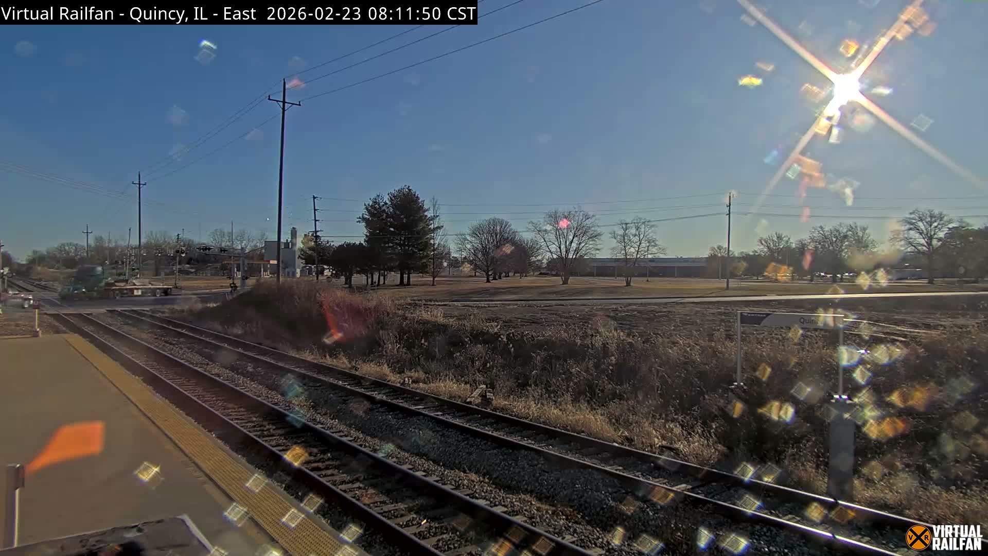 Quincy Amtrak Station & Railroad Crossing Live Cam - Quincy, Adams, Illinois, USA