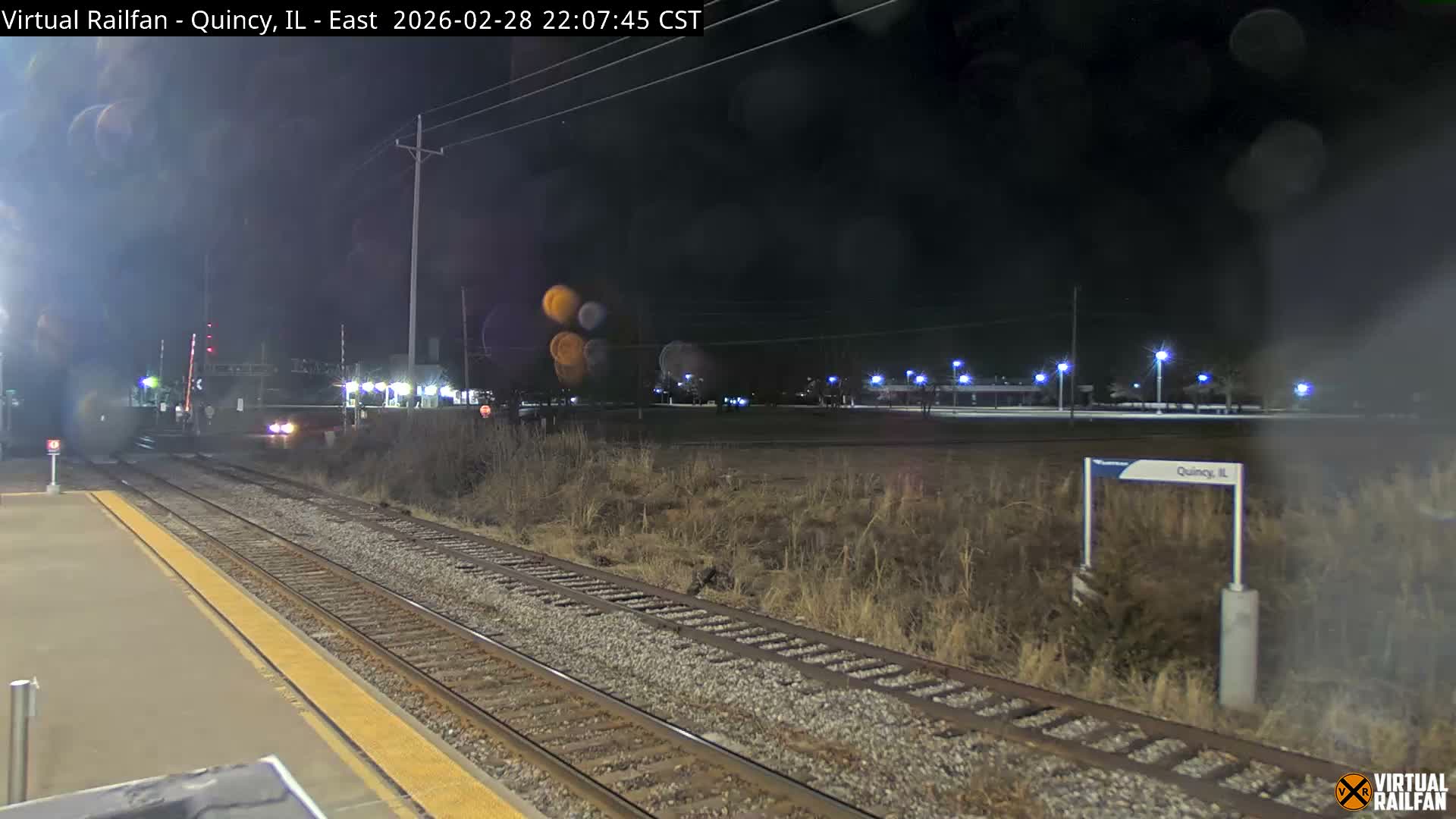 Quincy Amtrak Station & Railroad Crossing Live Cam - Quincy, Adams, Illinois, USA