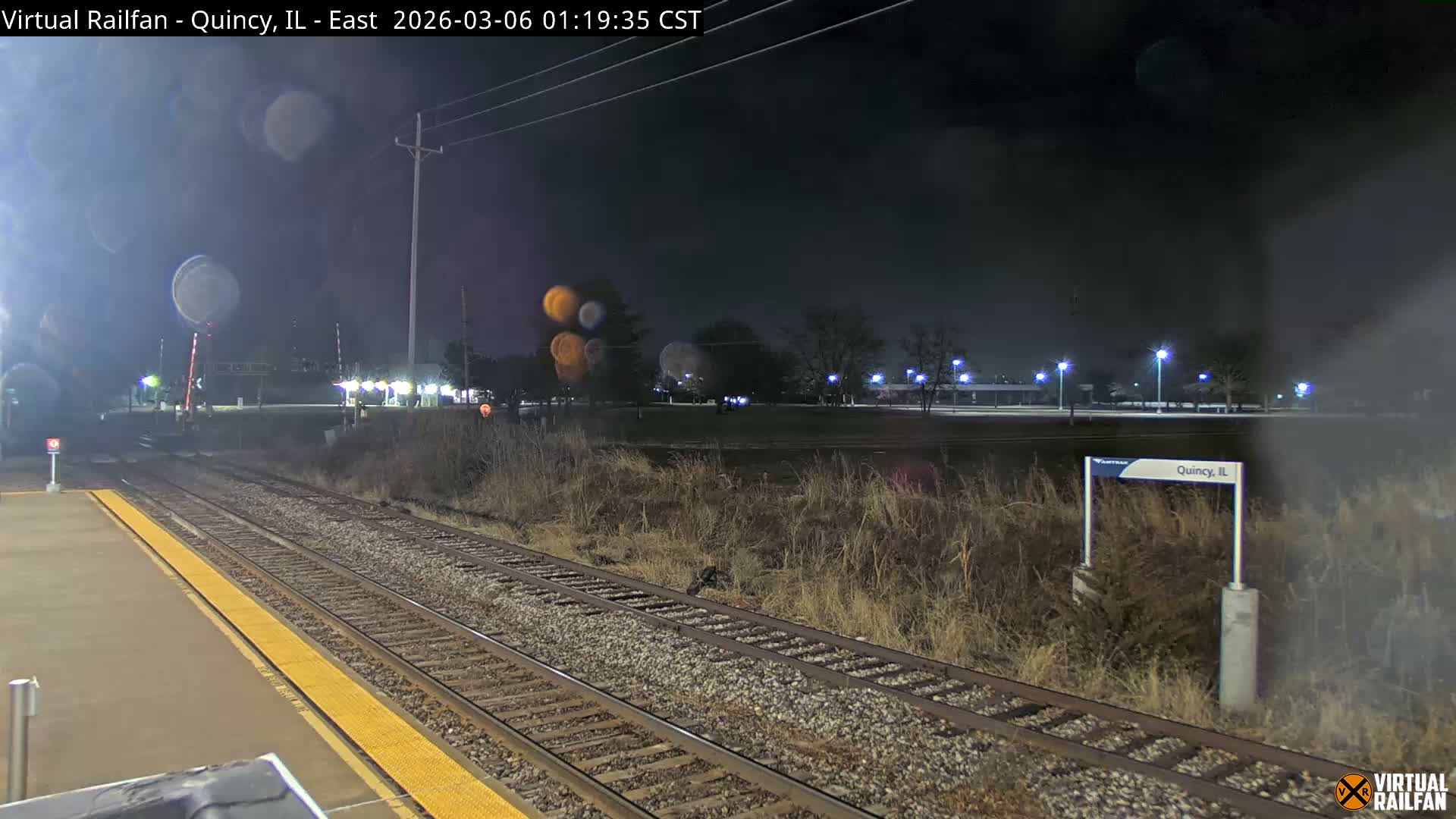 Quincy Amtrak Station & Railroad Crossing Live Cam - Quincy, Adams, Illinois, USA