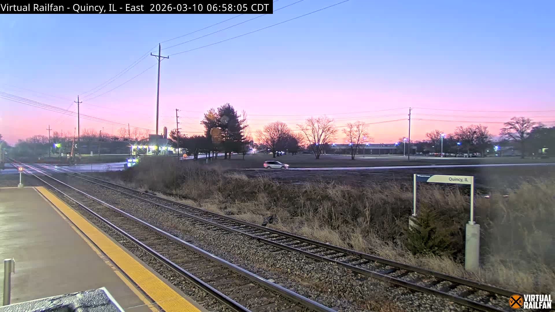 Quincy Amtrak Station & Railroad Crossing Live Cam - Quincy, Adams, Illinois, USA