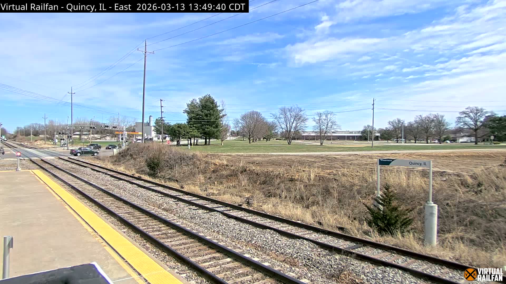 Quincy Amtrak Station & Railroad Crossing Live Cam - Quincy, Adams, Illinois, USA