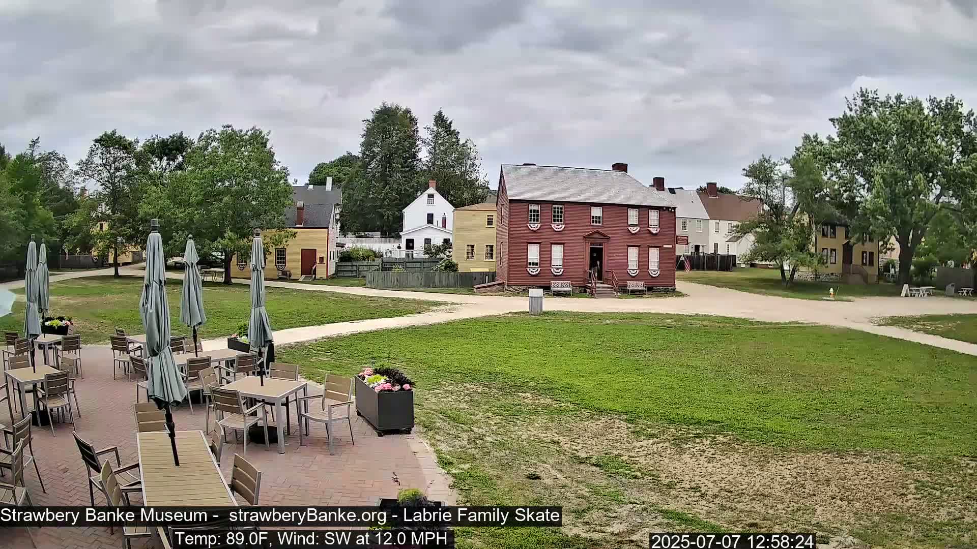 Labrie Family Skate Live Cam- New Hampshire