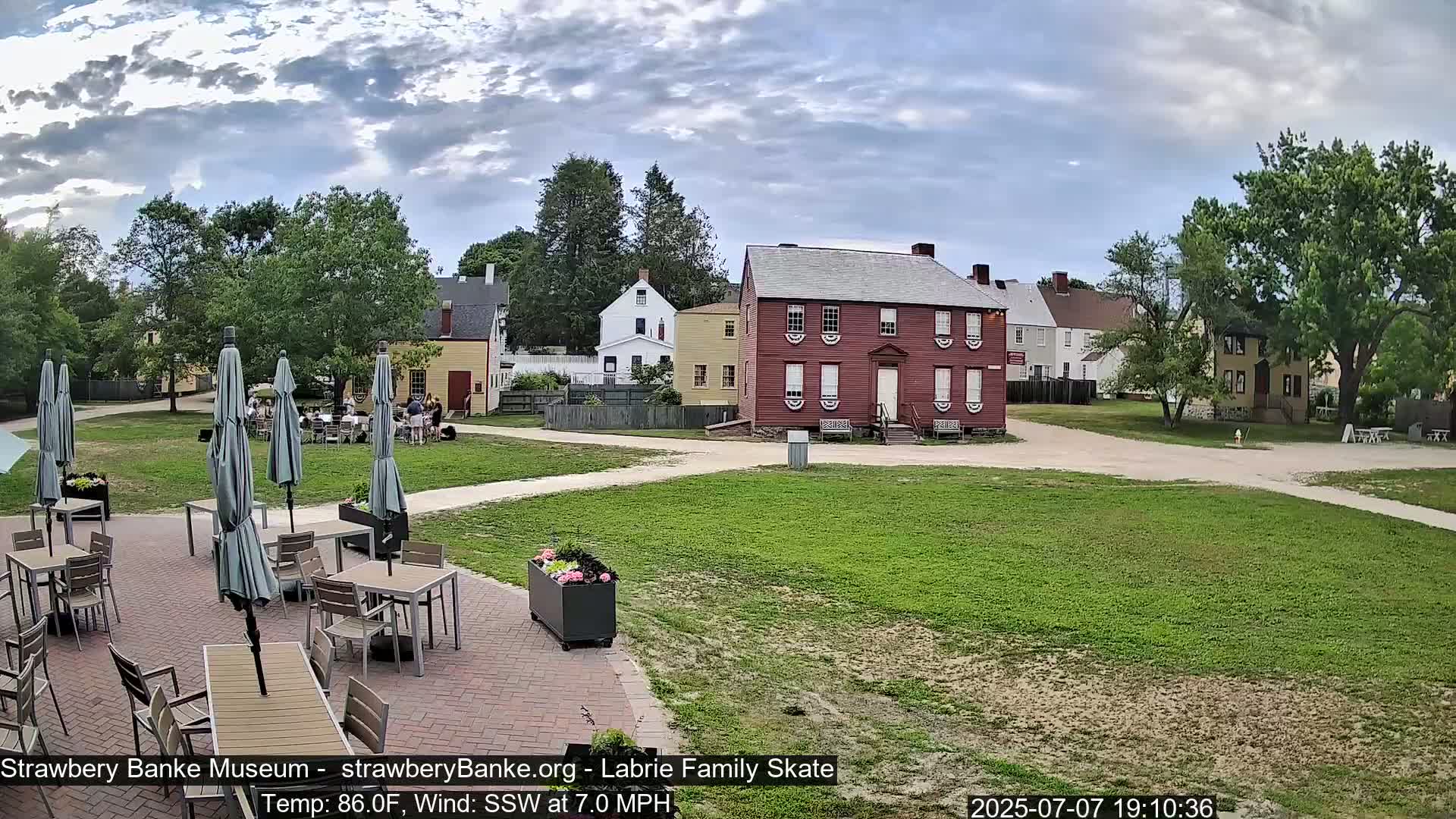 Labrie Family Skate Live Cam- New Hampshire
