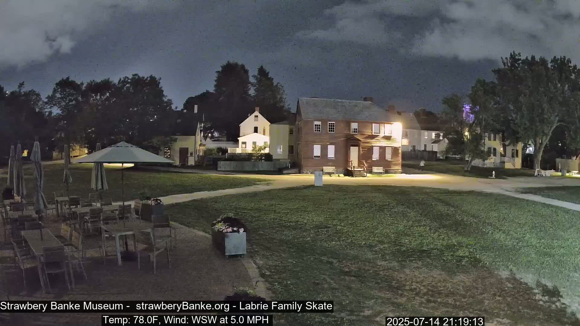 Labrie Family Skate Live Cam- New Hampshire
