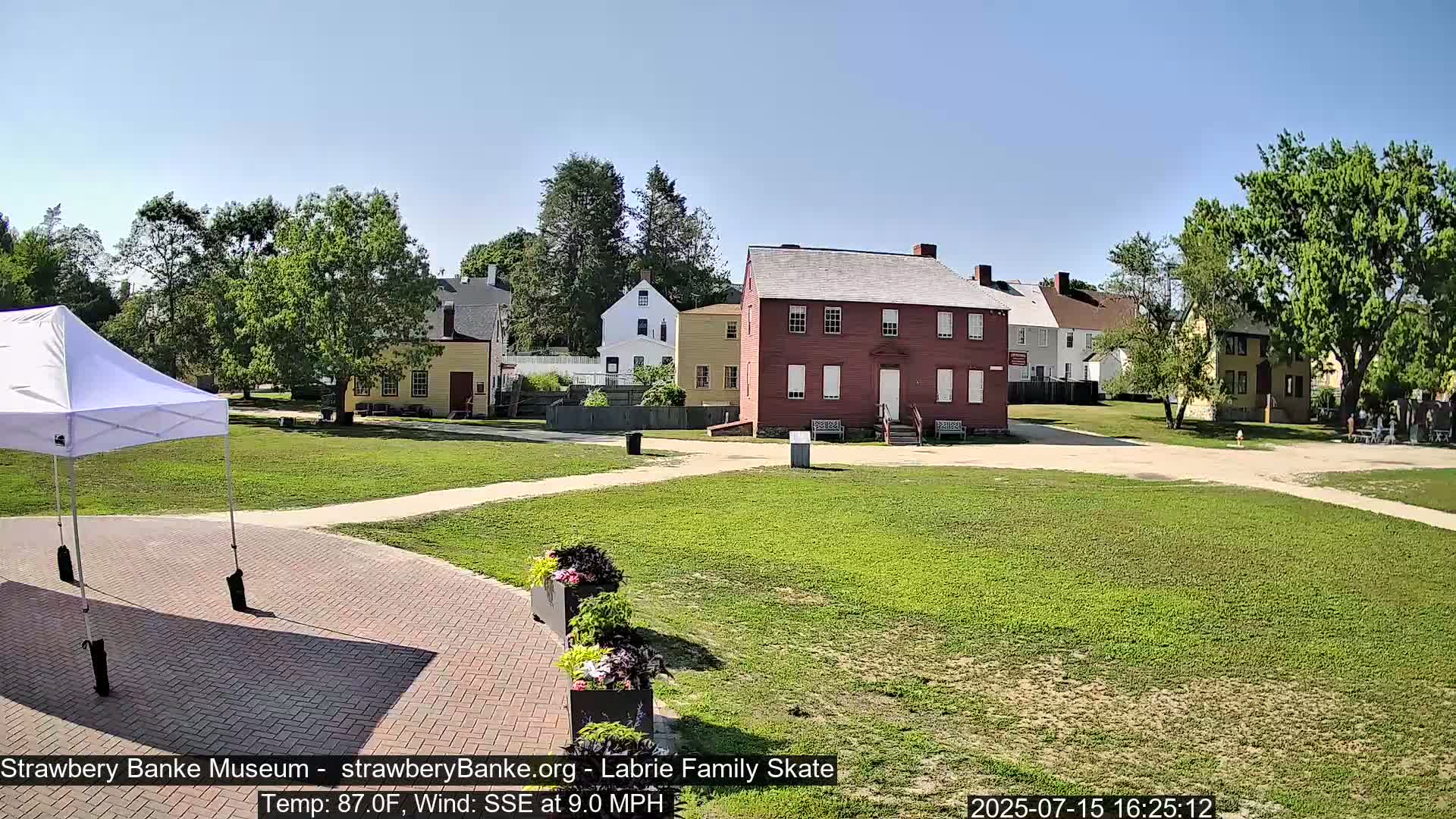 Labrie Family Skate Live Cam- New Hampshire