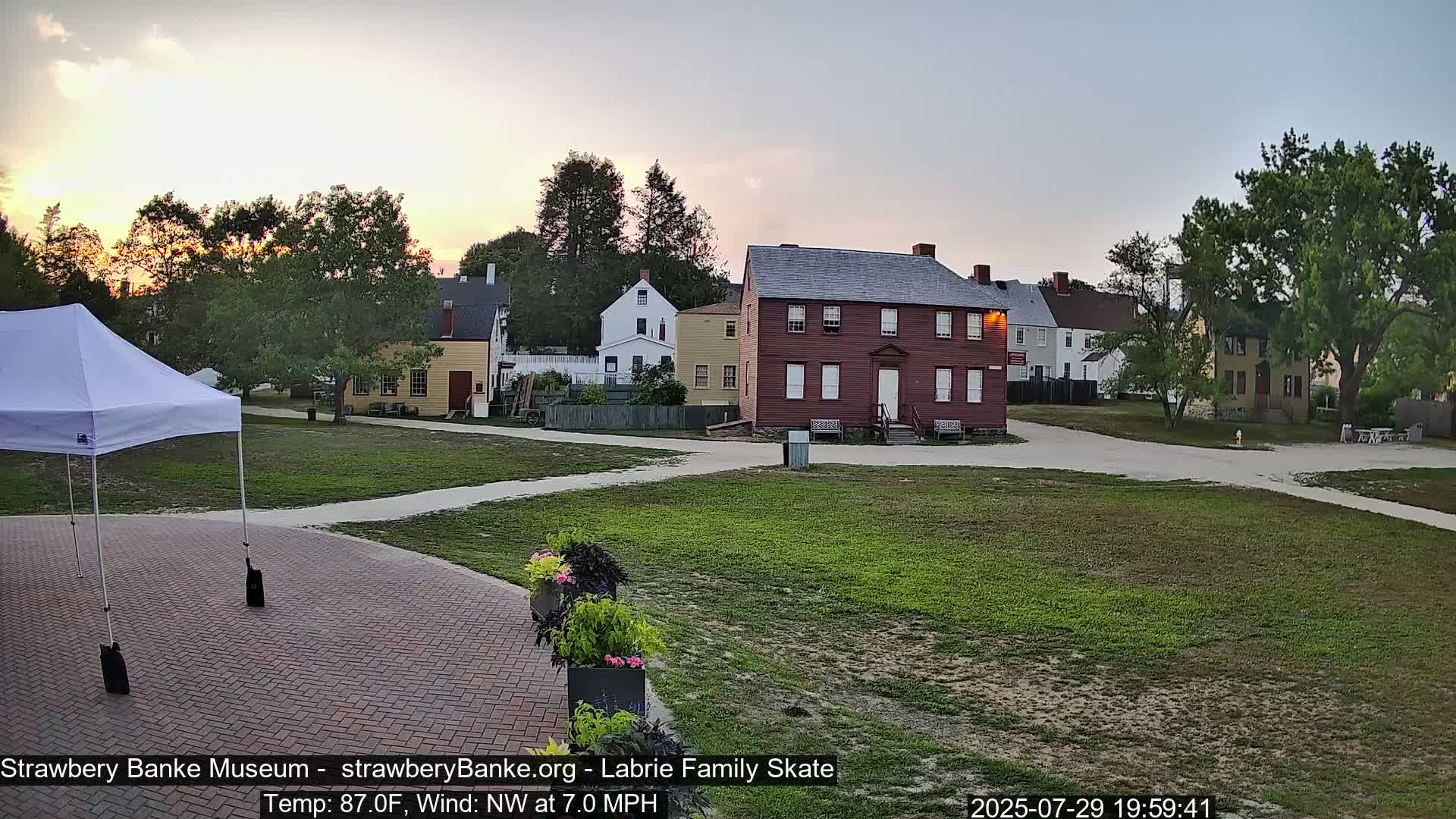 Labrie Family Skate Live Cam- New Hampshire
