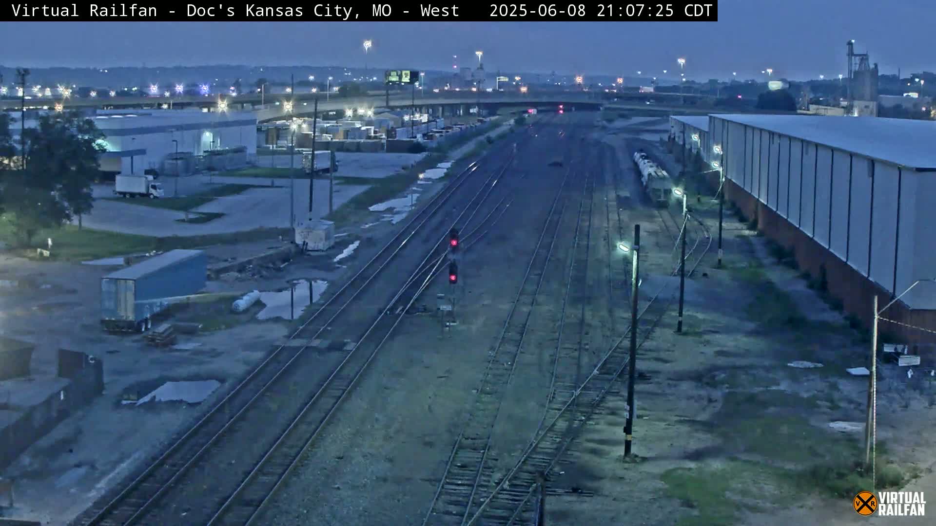Kansas City Skyline & Train Depot Live Cam - Kansas City, Jackson, Missouri, USA 