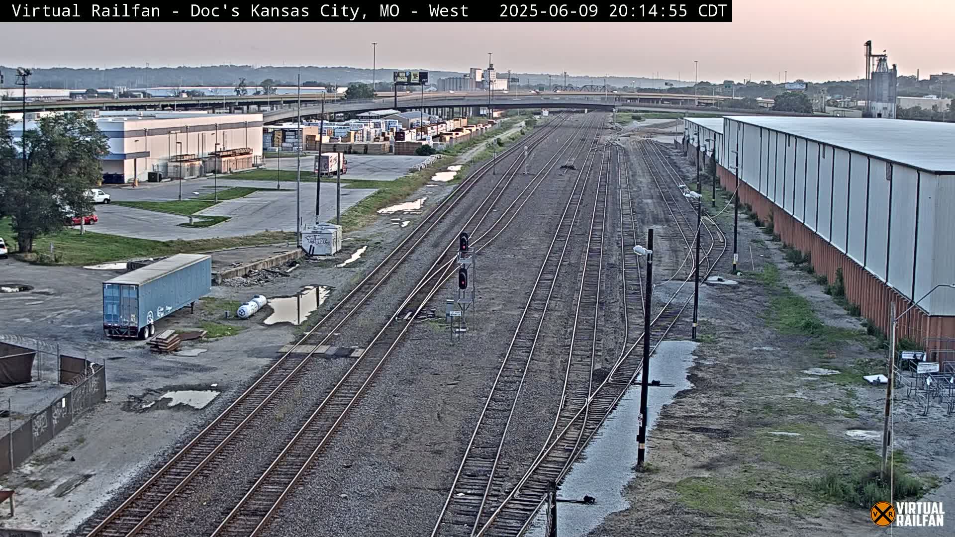 Kansas City Skyline & Train Depot Live Cam - Kansas City, Jackson, Missouri, USA 