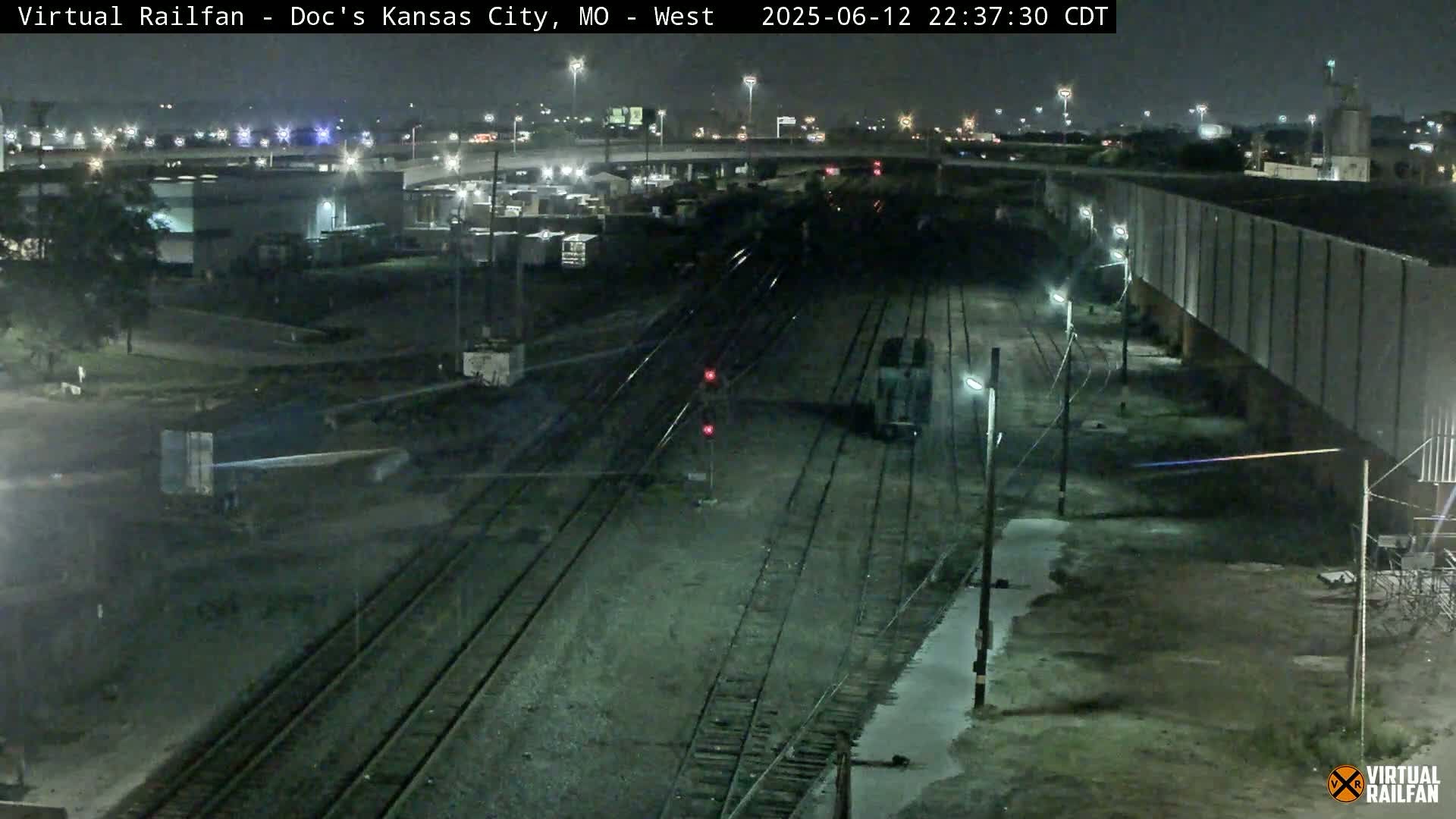Kansas City Skyline & Train Depot Live Cam - Kansas City, Jackson, Missouri, USA 