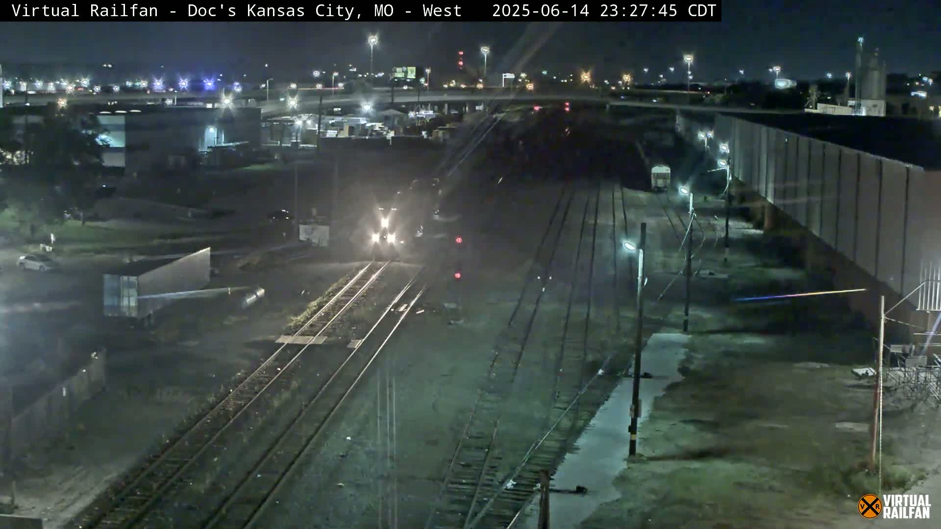 Kansas City Skyline & Train Depot Live Cam - Kansas City, Jackson, Missouri, USA 