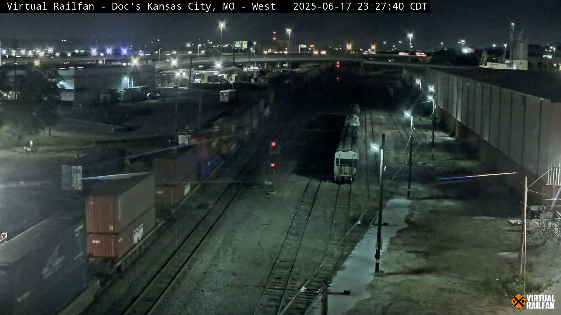 Kansas City Skyline & Train Depot Live Cam - Kansas City, Jackson, Missouri, USA 