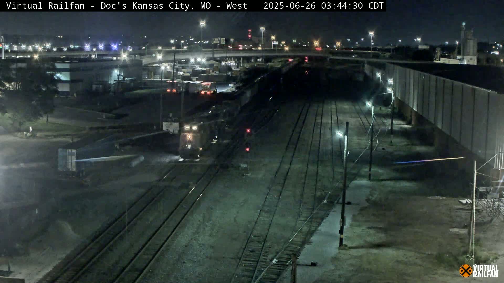 Kansas City Skyline & Train Depot Live Cam - Kansas City, Jackson, Missouri, USA 