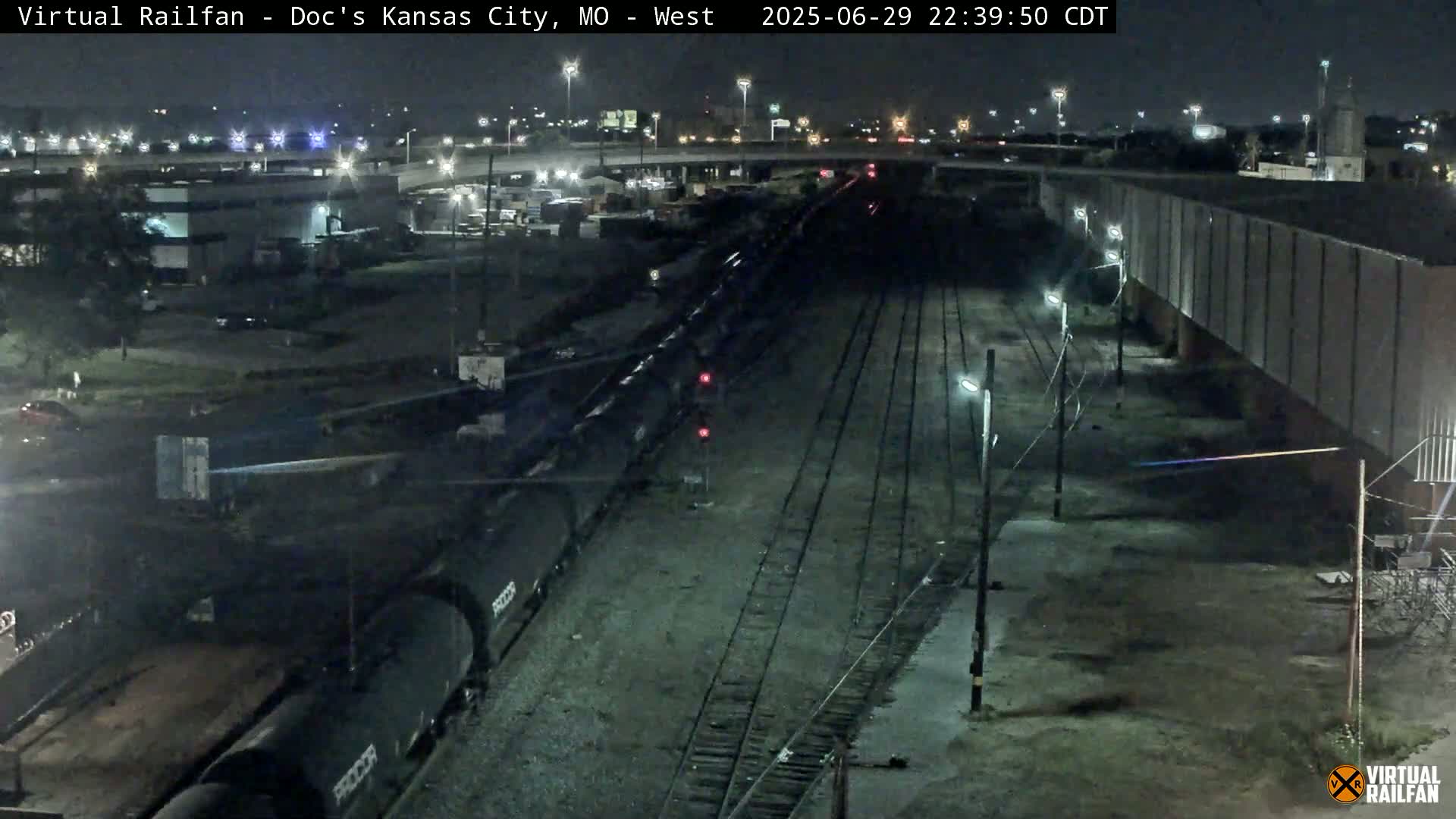 Kansas City Skyline & Train Depot Live Cam - Kansas City, Jackson, Missouri, USA 