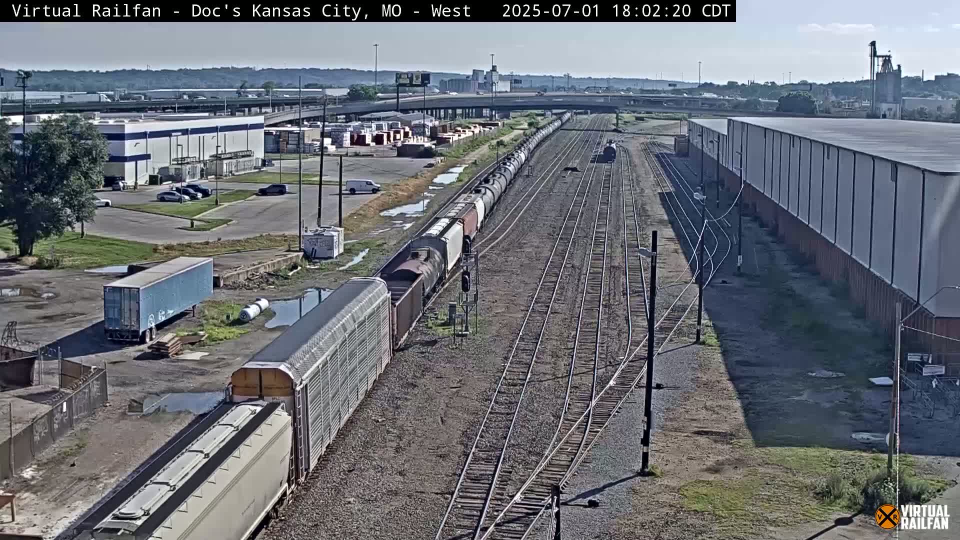 Kansas City Skyline & Train Depot Live Cam - Kansas City, Jackson, Missouri, USA 