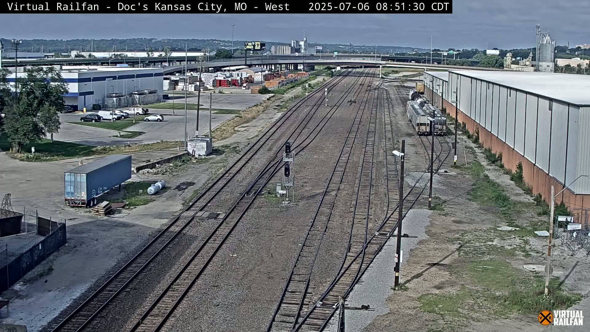 Kansas City Skyline & Train Depot Live Cam - Kansas City, Jackson, Missouri, USA 