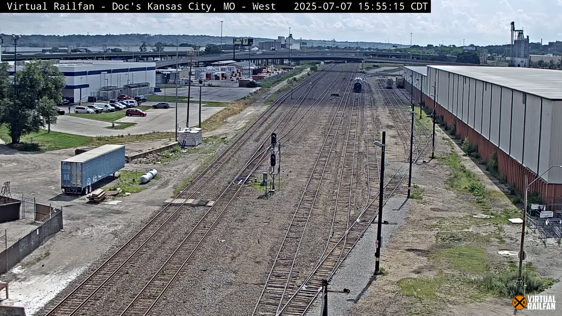 Kansas City Skyline & Train Depot Live Cam - Kansas City, Jackson, Missouri, USA 