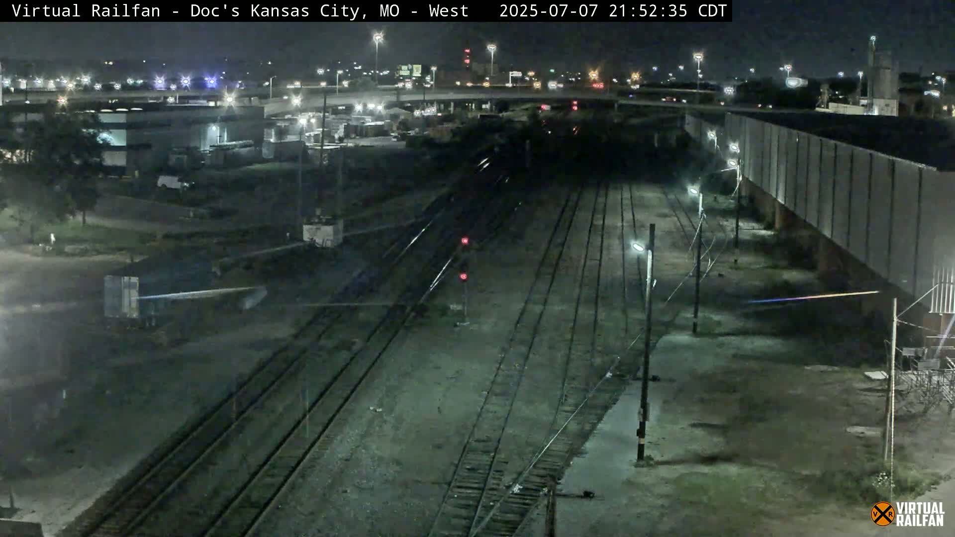 Kansas City Skyline & Train Depot Live Cam - Kansas City, Jackson, Missouri, USA 
