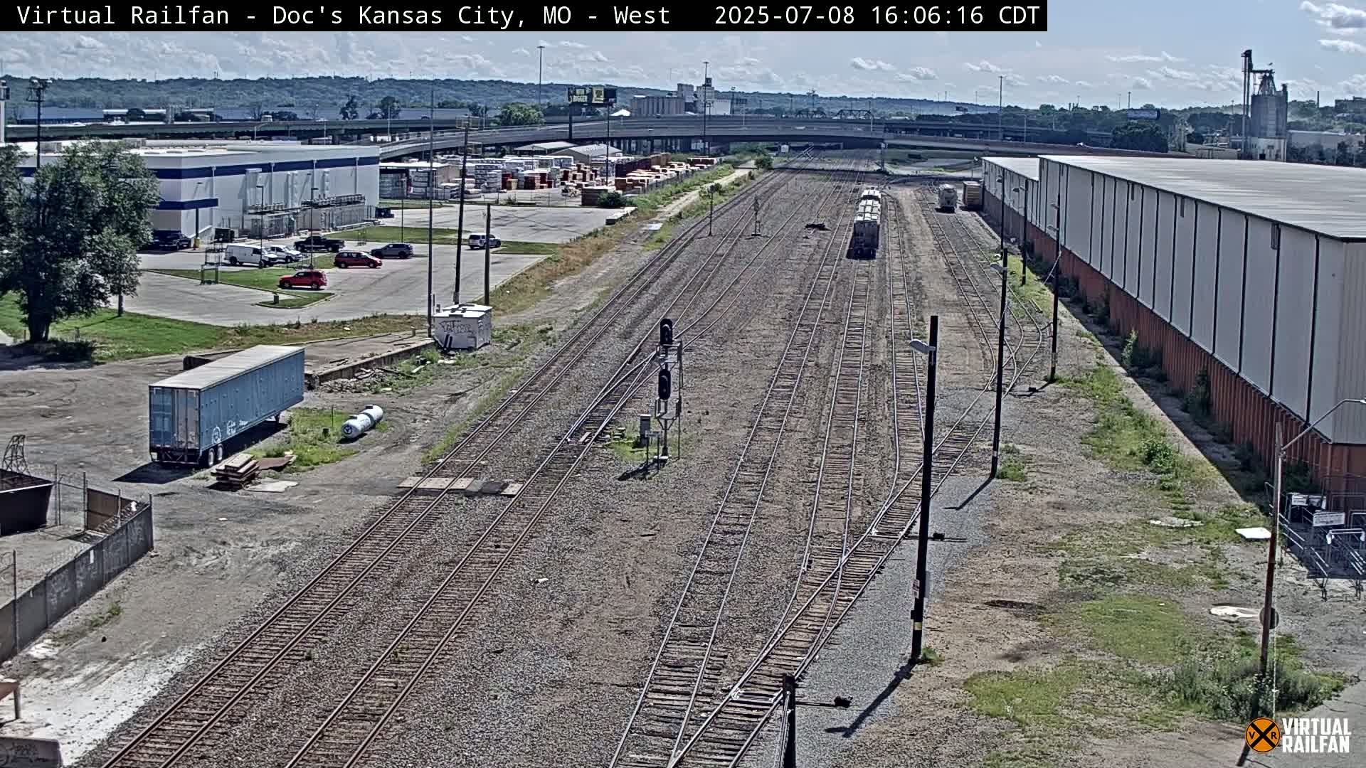 Kansas City Skyline & Train Depot Live Cam - Kansas City, Jackson, Missouri, USA 