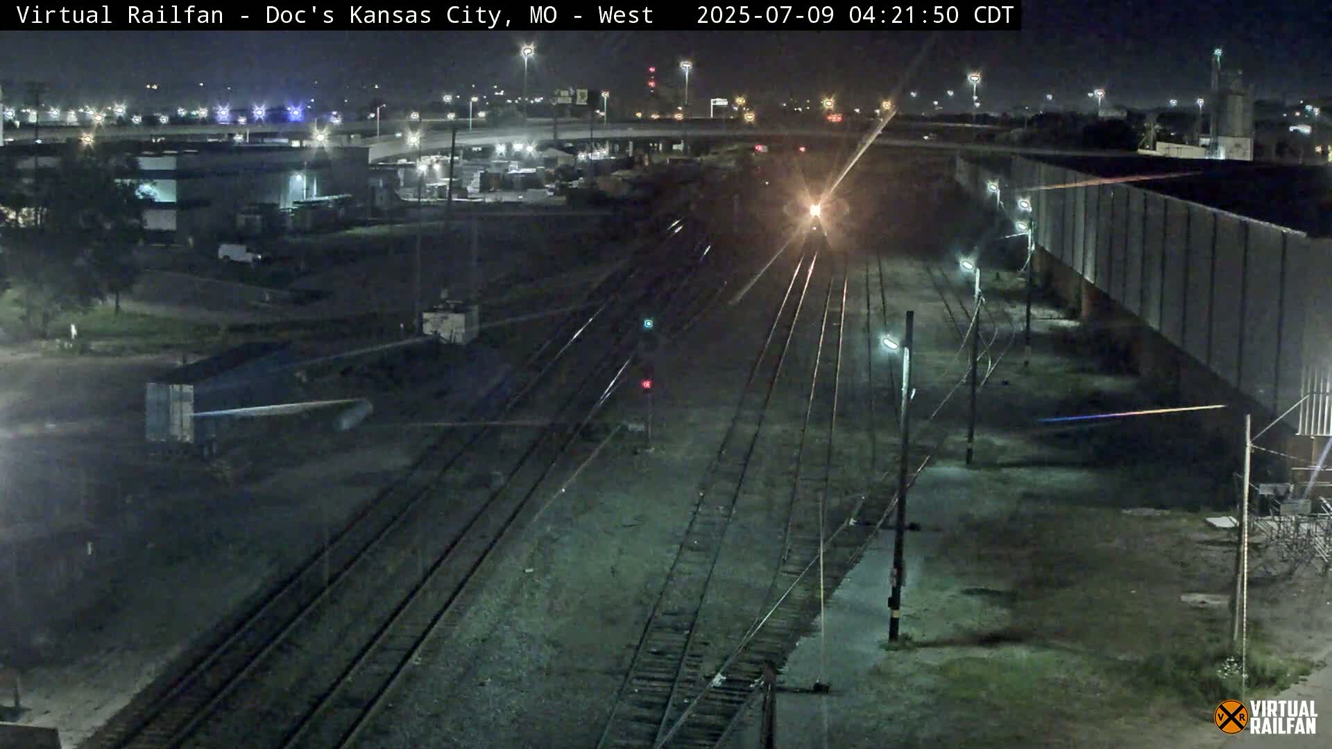 Kansas City Skyline & Train Depot Live Cam - Kansas City, Jackson, Missouri, USA 