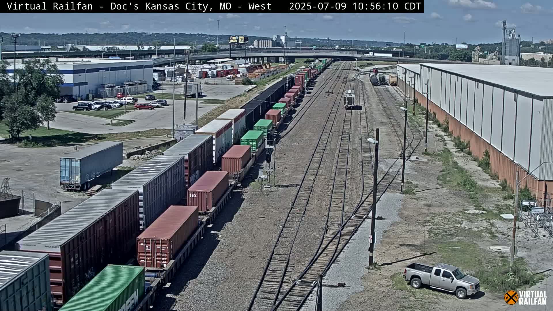 Kansas City Skyline & Train Depot Live Cam - Kansas City, Jackson, Missouri, USA 