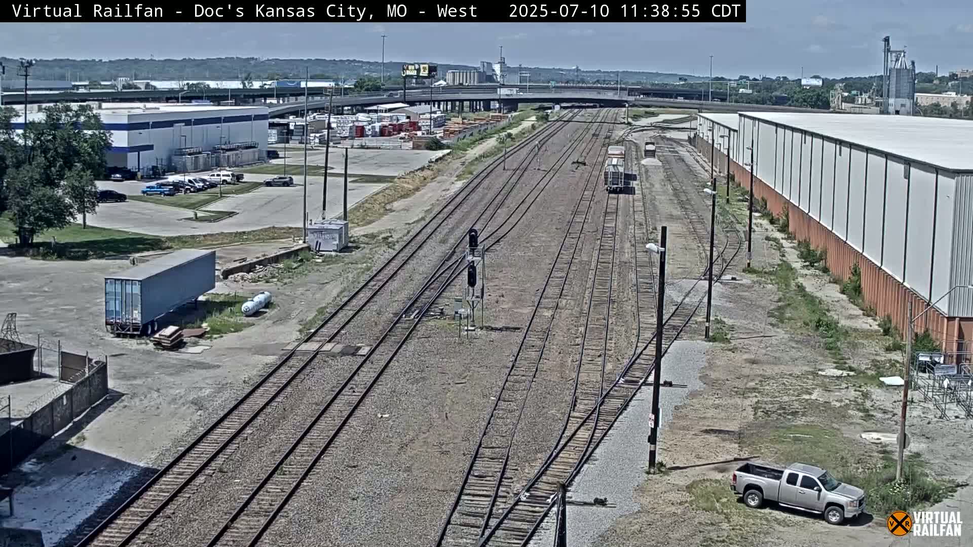 Kansas City Skyline & Train Depot Live Cam - Kansas City, Jackson, Missouri, USA 