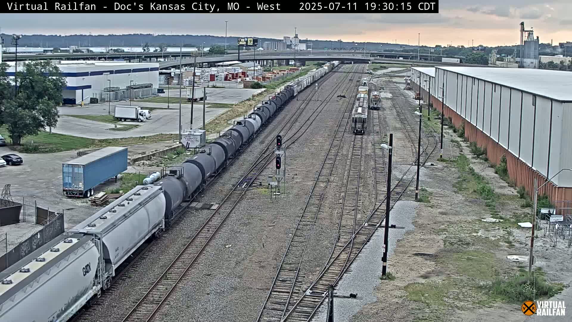 Kansas City Skyline & Train Depot Live Cam - Kansas City, Jackson, Missouri, USA 