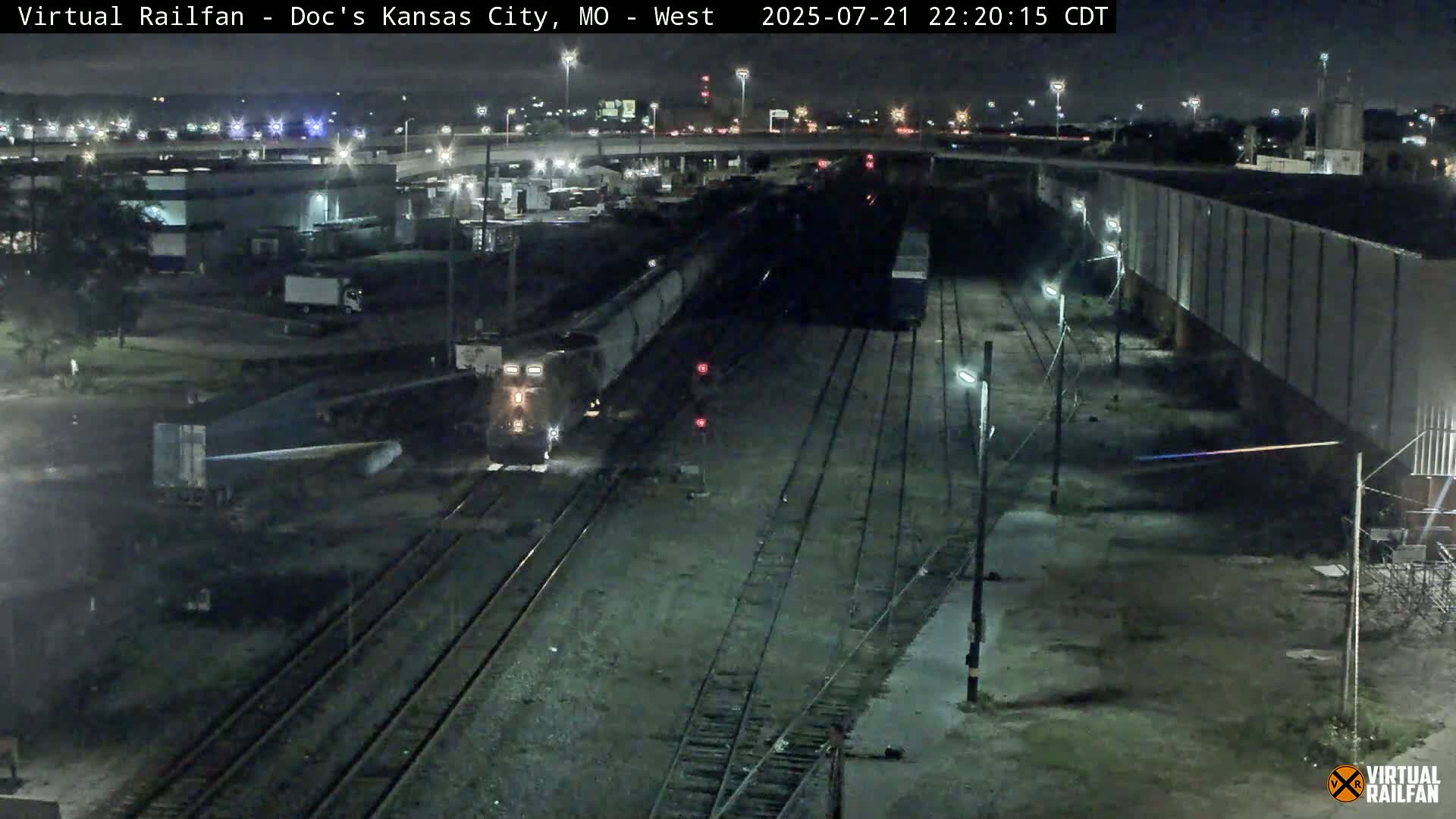 Kansas City Skyline & Train Depot Live Cam - Kansas City, Jackson, Missouri, USA 