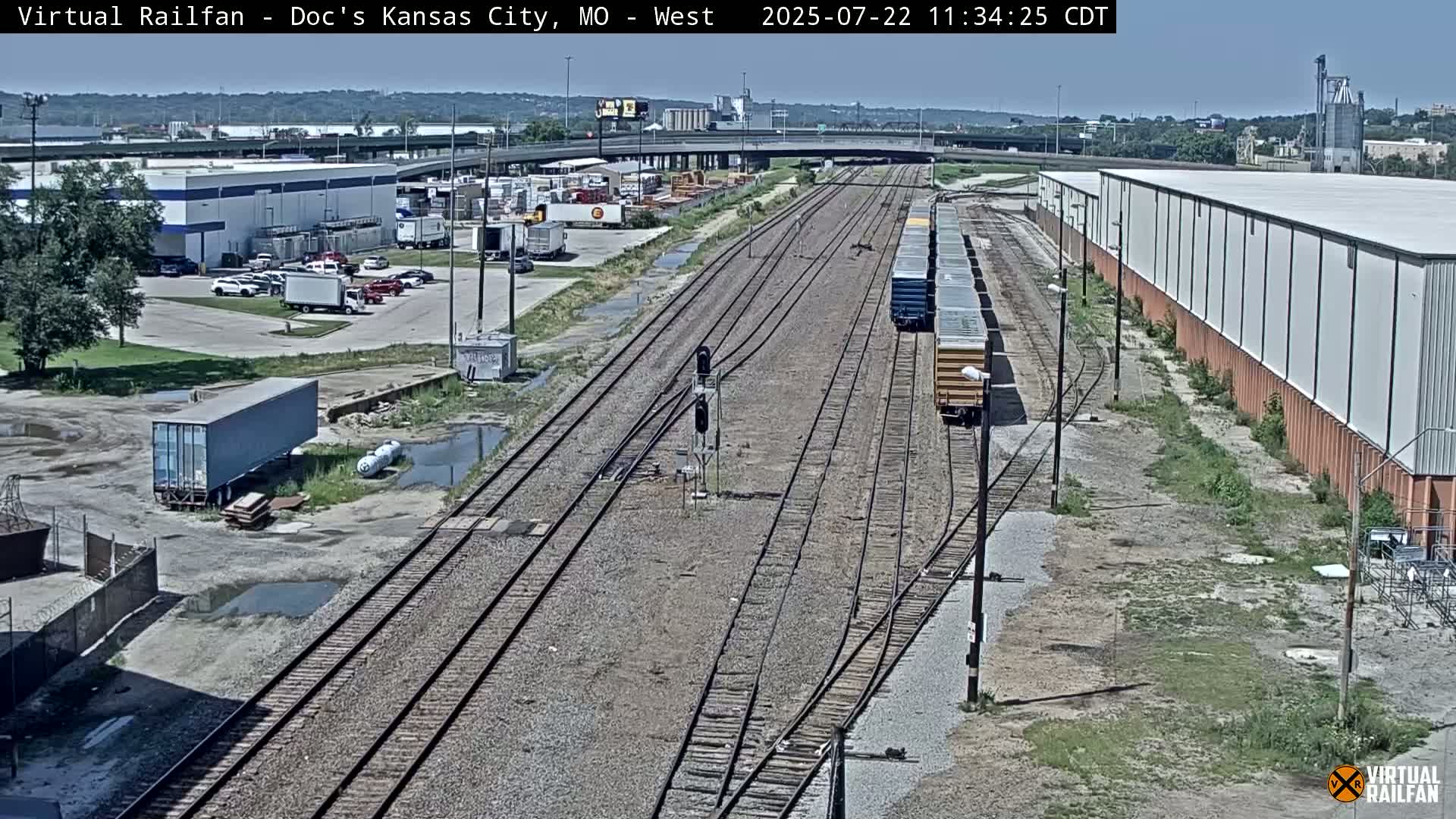 Kansas City Skyline & Train Depot Live Cam - Kansas City, Jackson, Missouri, USA 