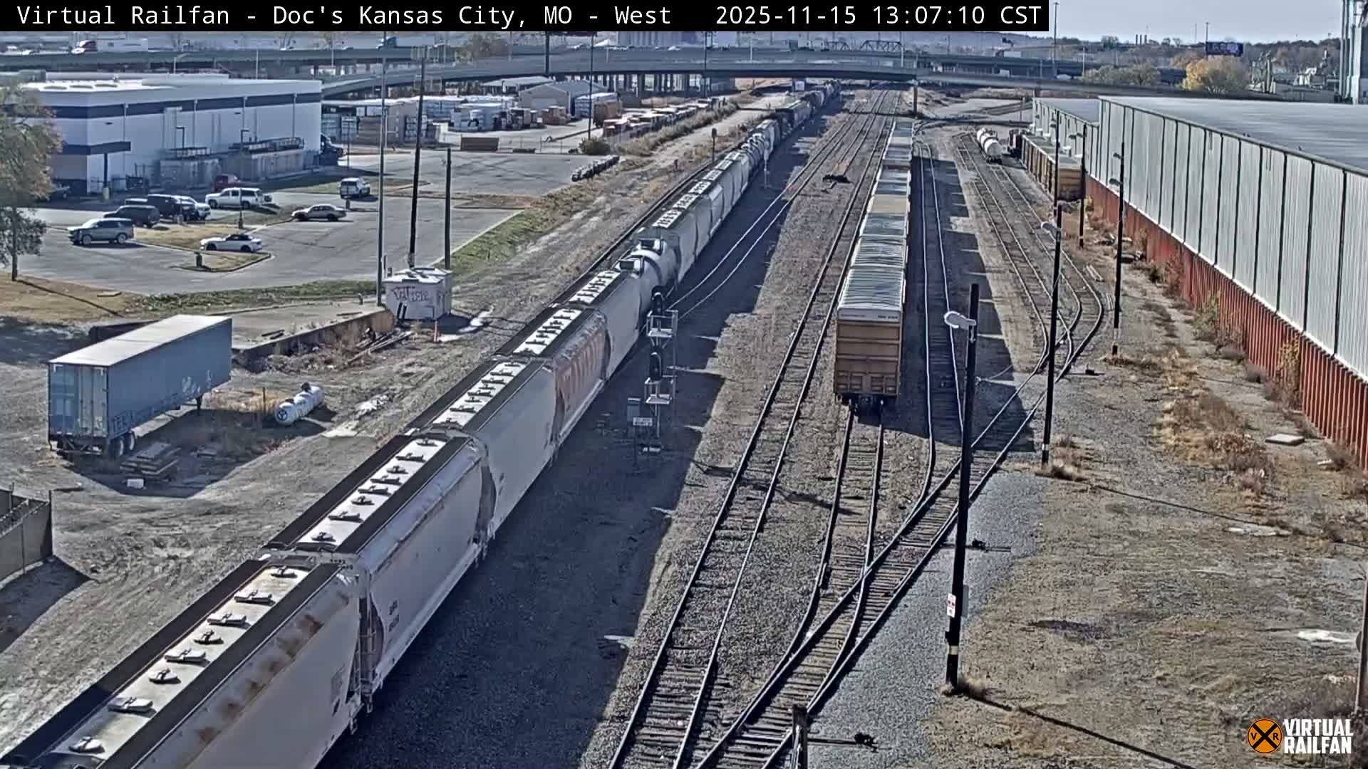 Kansas City Skyline & Train Depot Live Cam - Kansas City, Jackson, Missouri, USA 