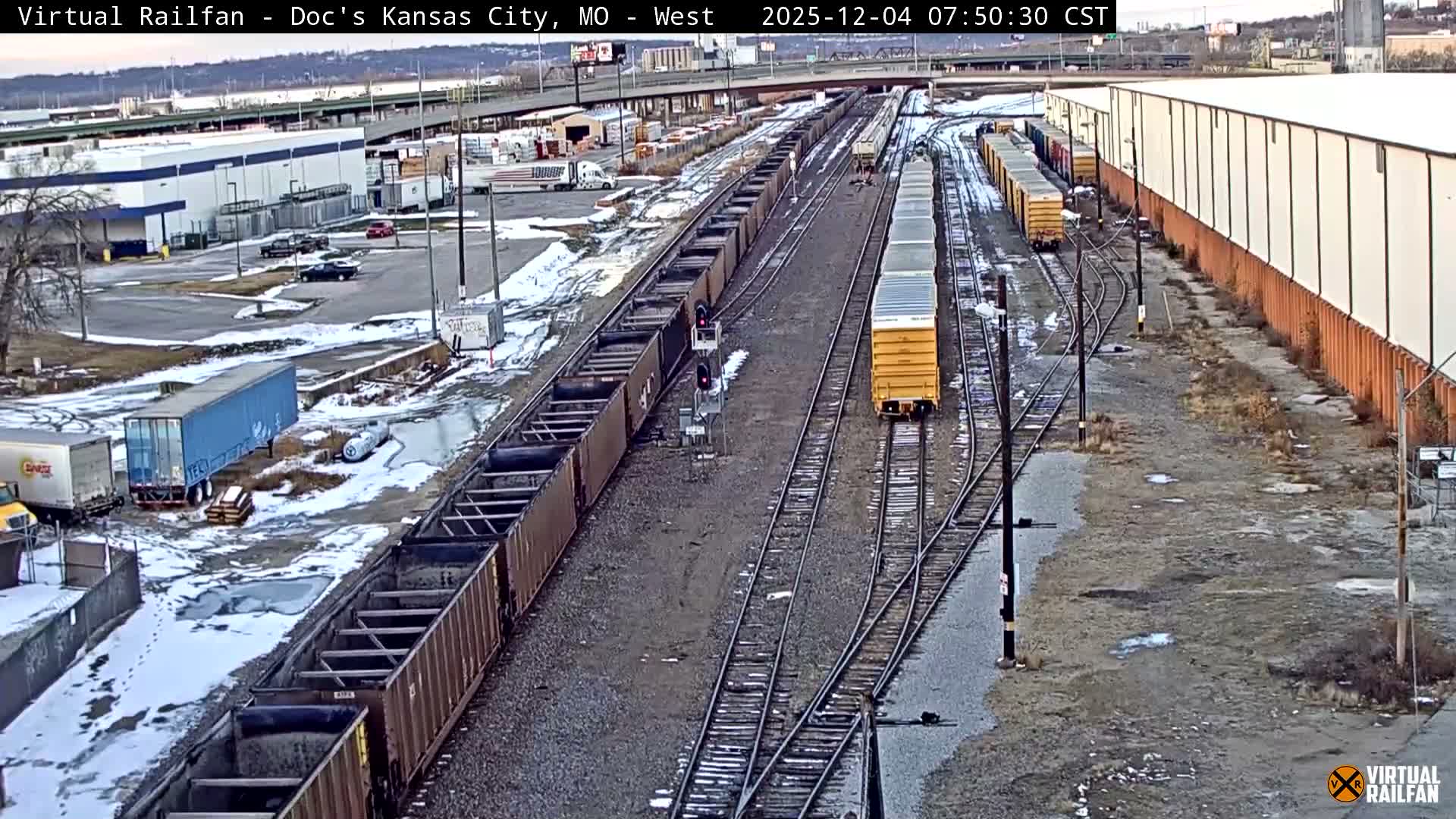 Kansas City Skyline & Train Depot Live Cam - Kansas City, Jackson, Missouri, USA 